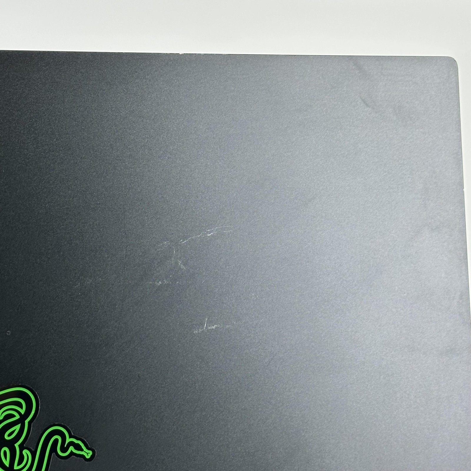Razer Blade 16 120Hz UHD+ 2.2 GHz i9-14900HX 64GB 2TB/2TB RTX 4090-TINTED LCD