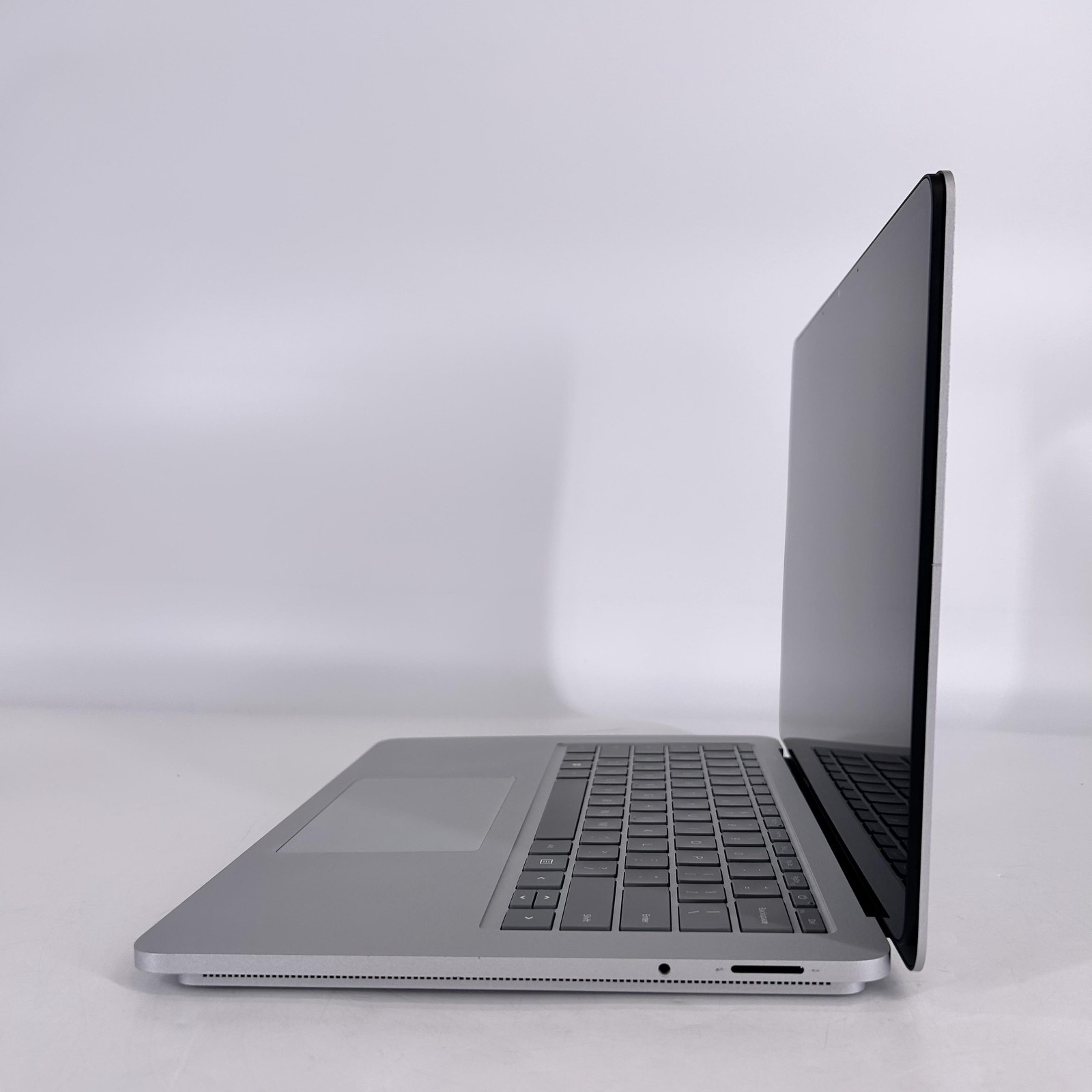 Microsoft Surface Laptop Studio 14 2K TOUCH i7-11370H 32GB 2TB SSD RTX 3050 Ti