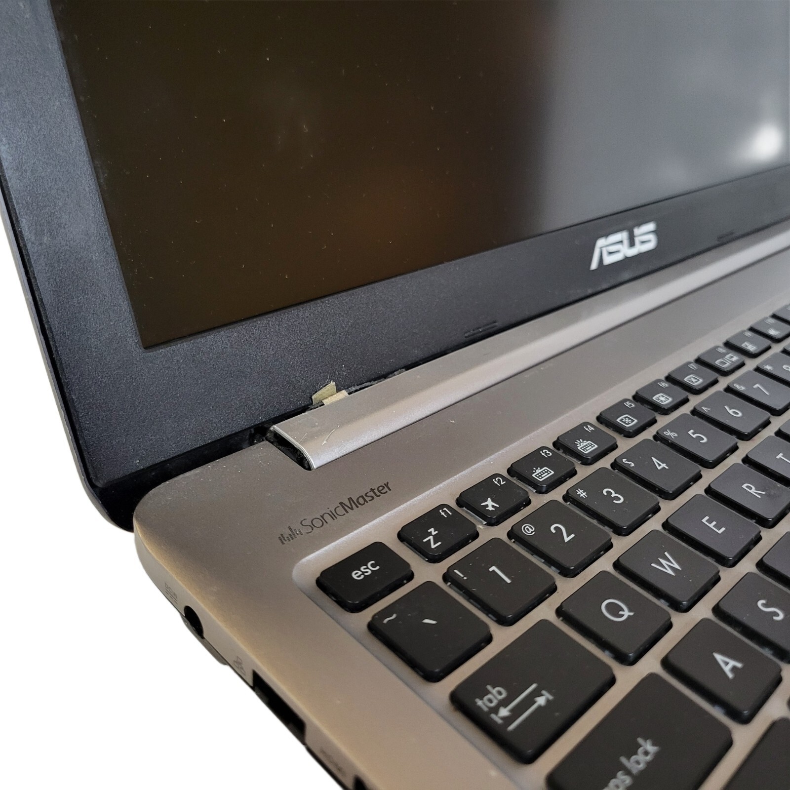 ASUS K501UW-AB78 15.6-inch Full-HD Gaming Laptop-Intel Core i7, GTX 960M, 16GB