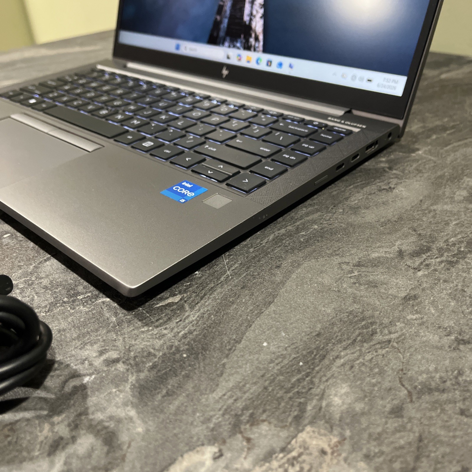 HP ZBook Firefly 14-inch G8 Core i5-1135G7@2.40GHz 256GB SSD 16GB RAM Win 11 Pro