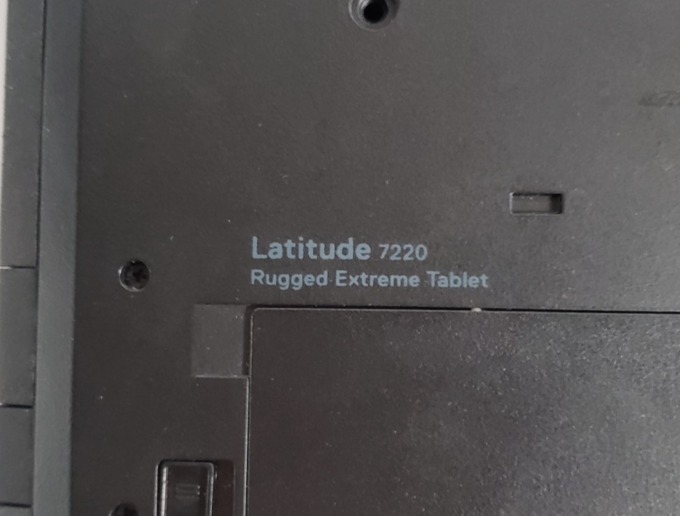 Dell Latitude 7220 Rugged Extreme Tablet i7-8665U 16GB RAM 512GB SSD Win 11 Pro