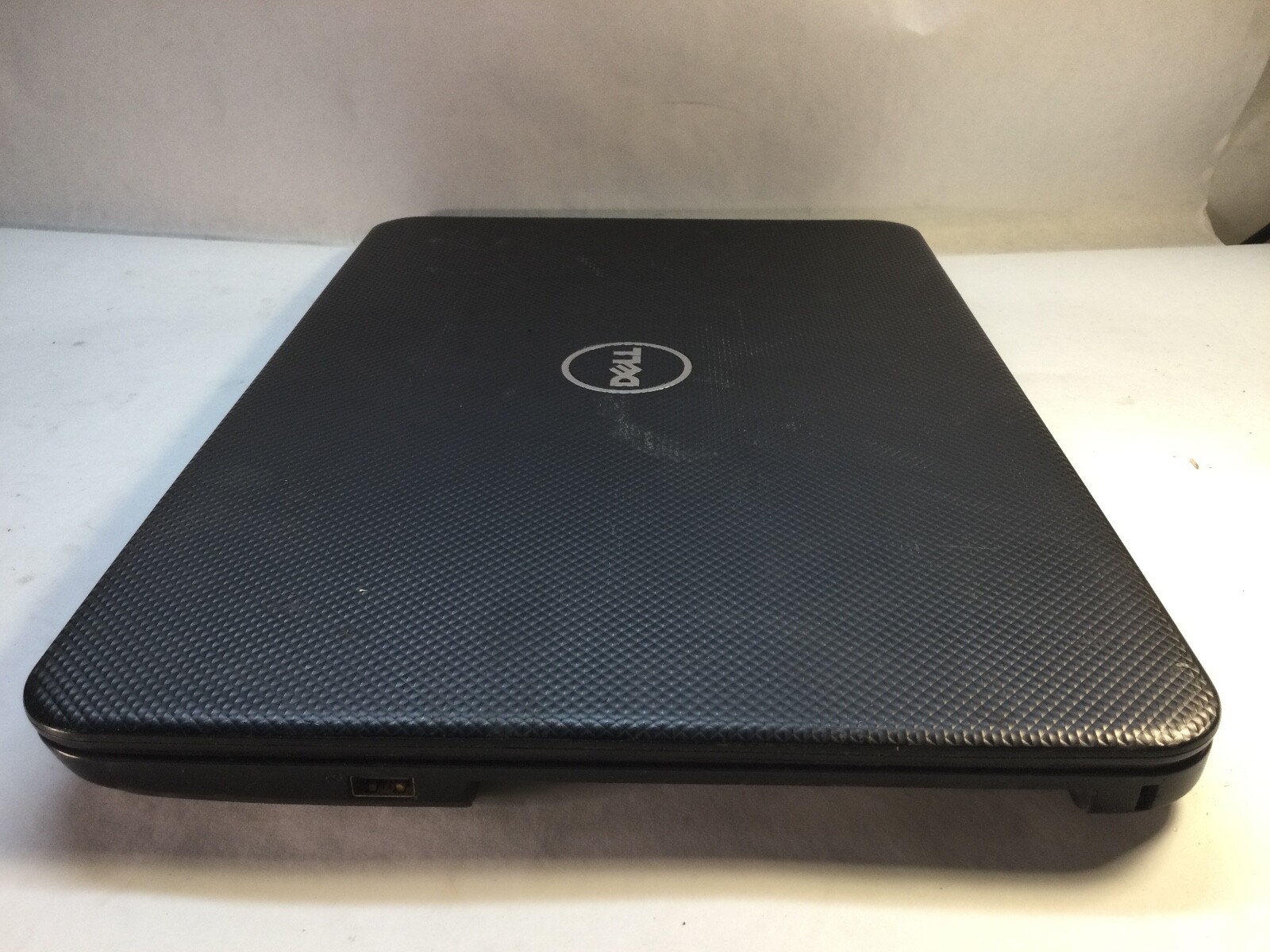 Dell Inspiron 15-3521 15″ Laptop Intel Core i3 4th Gen. – DOES NOT POWER ON- MZ