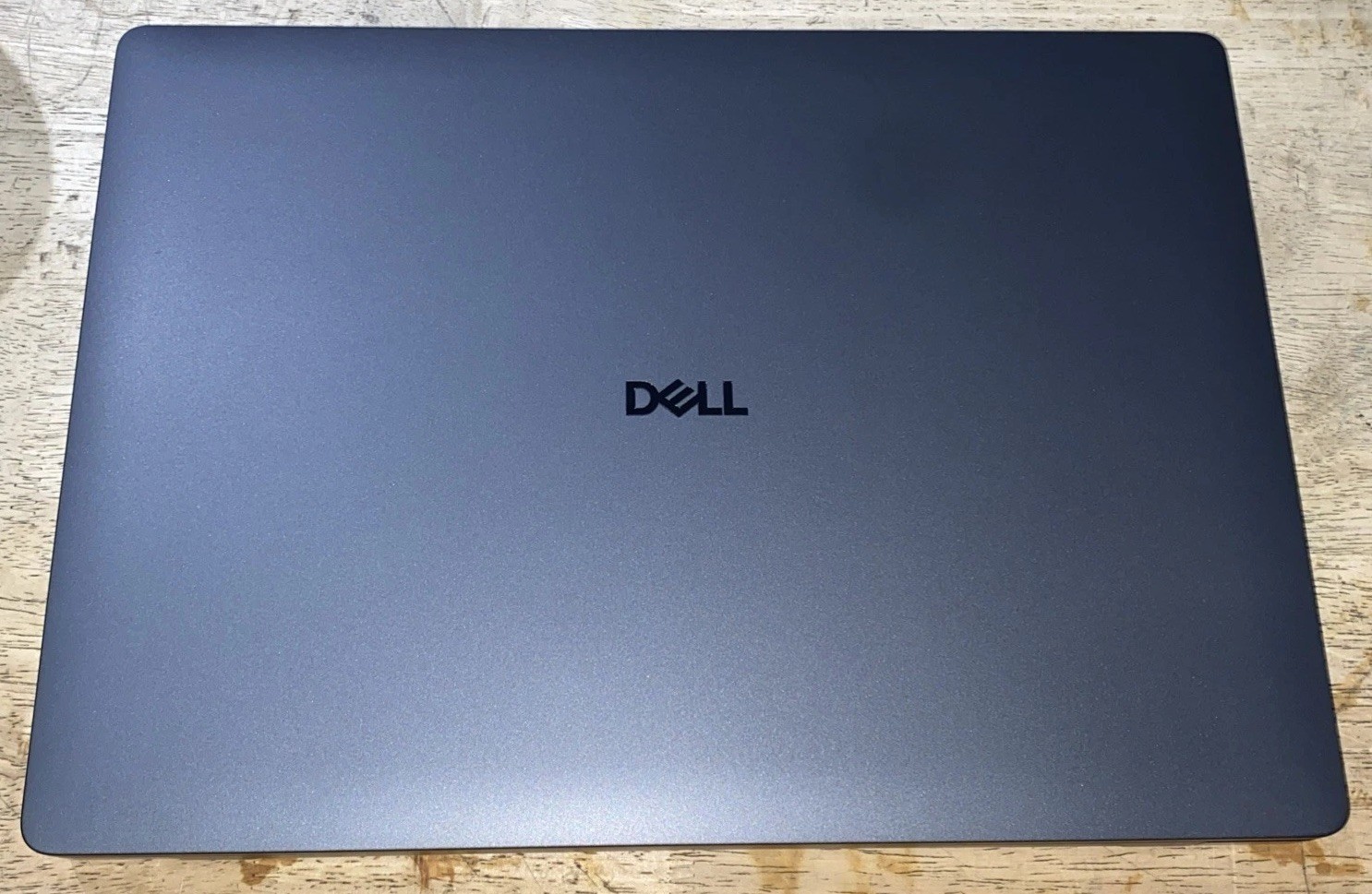 Dell Pro Max 16 Ultra 9 285H NVIDIA RTX PRO 2000 1TB 32GB