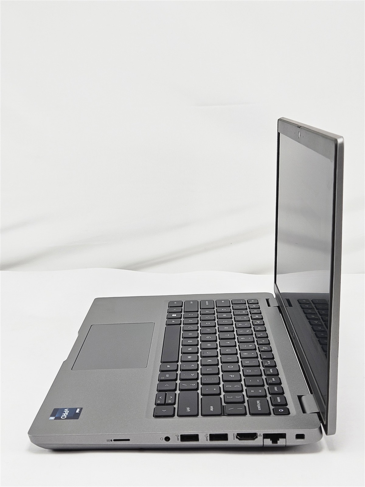 Dell Latitude 5431 i7-1270P 16GB 256GB SSD 14″ FHD Wi-Fi 6E Win11 Home