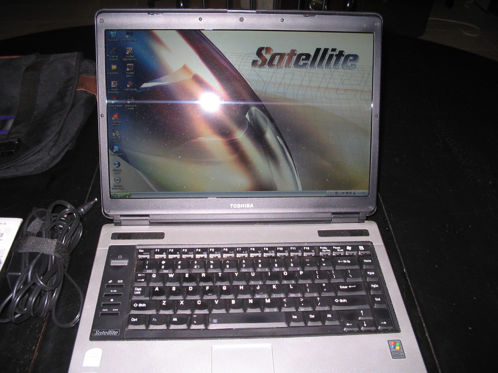TOSHIBA a-105-s101 Laptop Computer