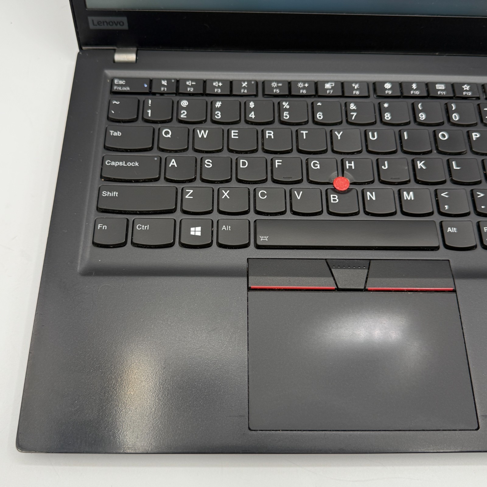 Lenovo ThinkPad T490s 14″ i7-8565U 16GB RAM 256GB SSD Win11 Pro Fingerprin Fair