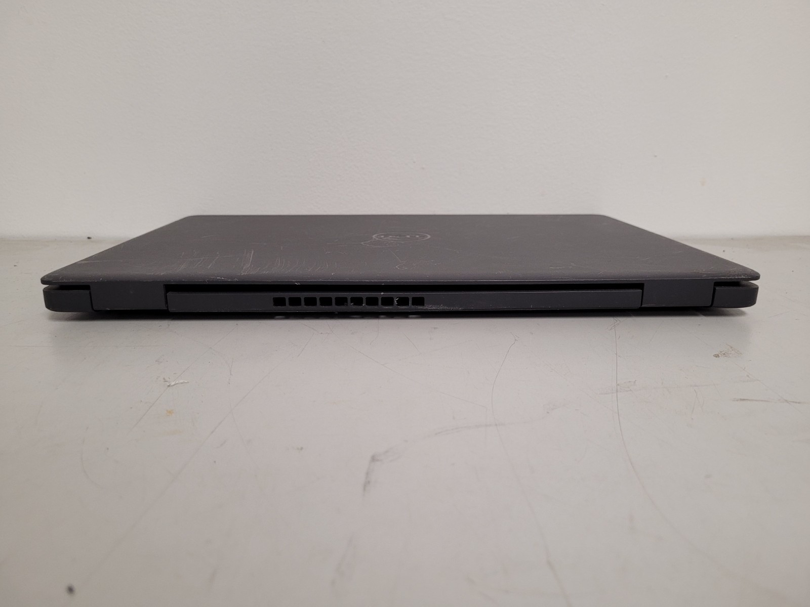 Dell inspiron 3505 15.6″rayzen5 3450u 2100mhz 12gb ram 256gb ssd charger 9BZH393