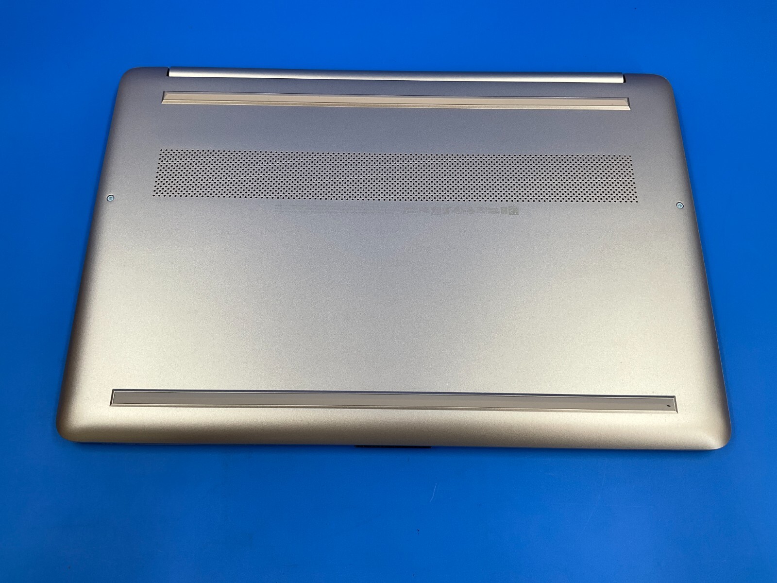 HP Laptop 15-ef2006ds R3-5300U 8GB/512GB/15.6″ WiFi W11H –Everyday Laptop ✅ 🇺🇸