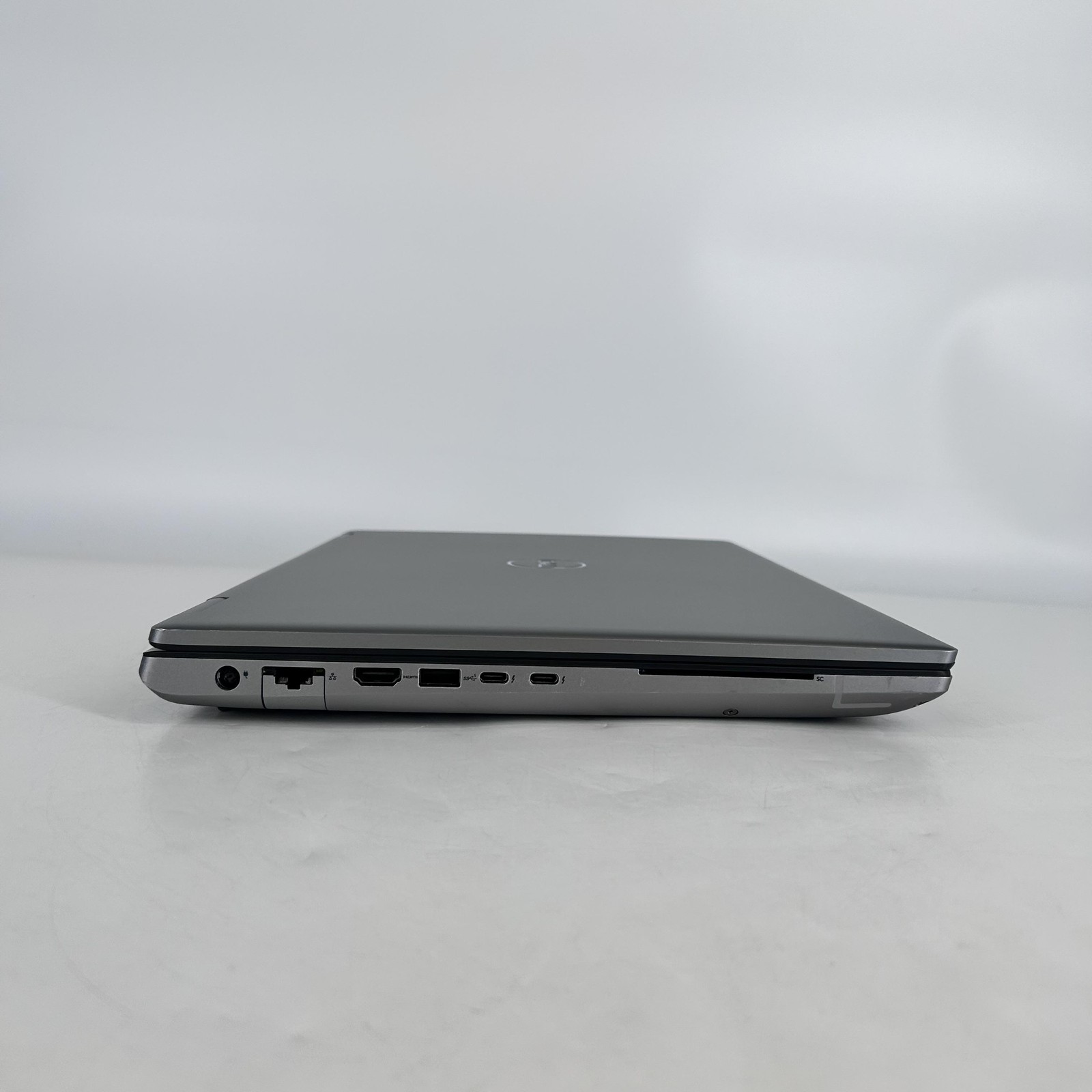 Dell Precision 7770 17.3 FHD 2.3 GHz i9-12950HX 64GB 2TB RTX A5500 – BENT FRAME