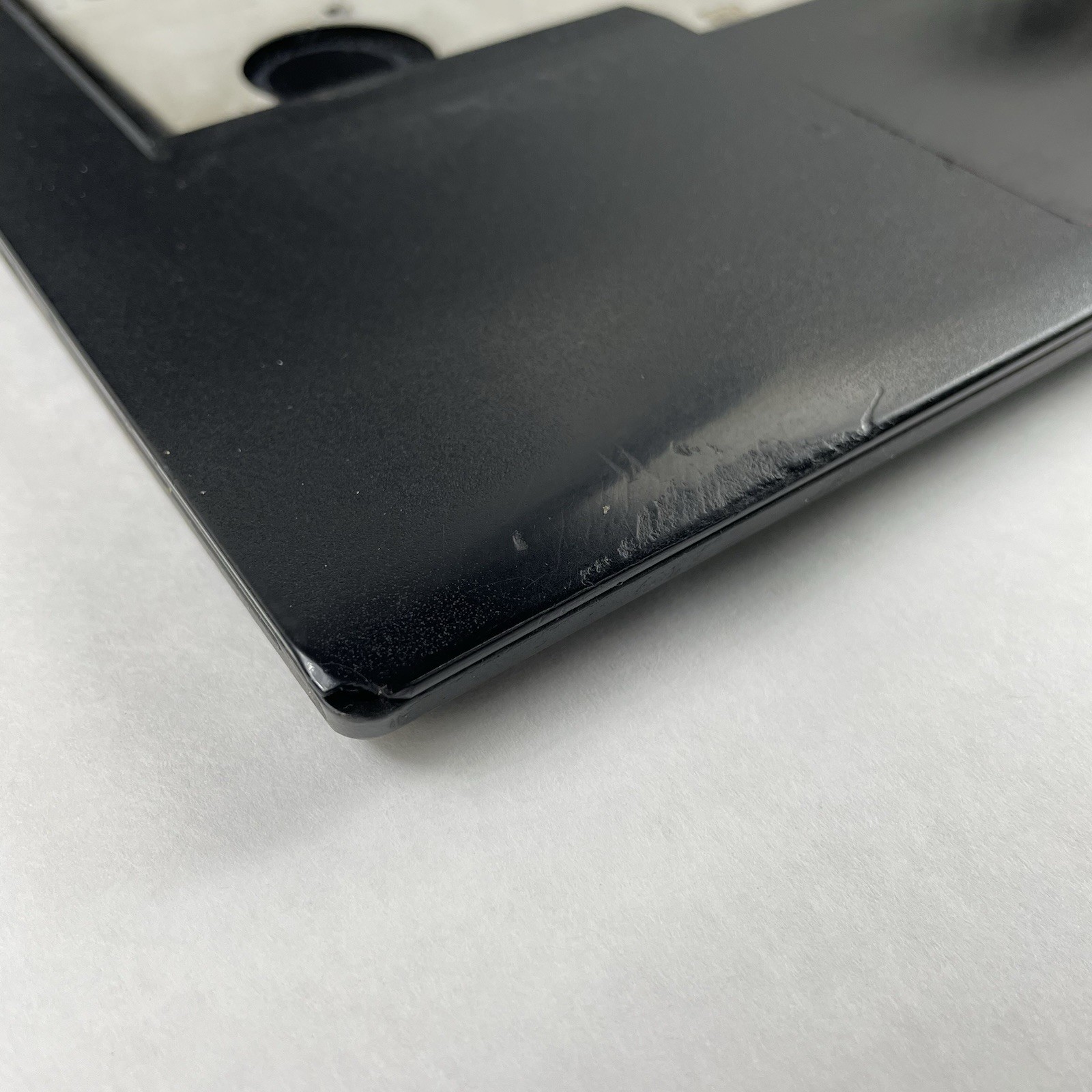 Lenovo ThinkPad T480 14″ i5-8350U 1.70 GHz 8 GB RAM No SSD/OS/AC/Batt – READ