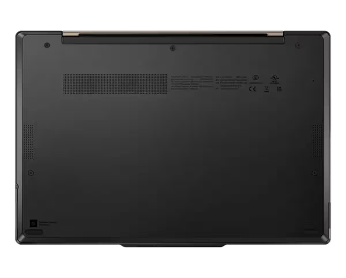 Lenovo ThinkPad Z13 AMD Gen 2 Ryzen 7 PRO 7840U 16 GB RAM 512 GB SSD 13.3 in W11
