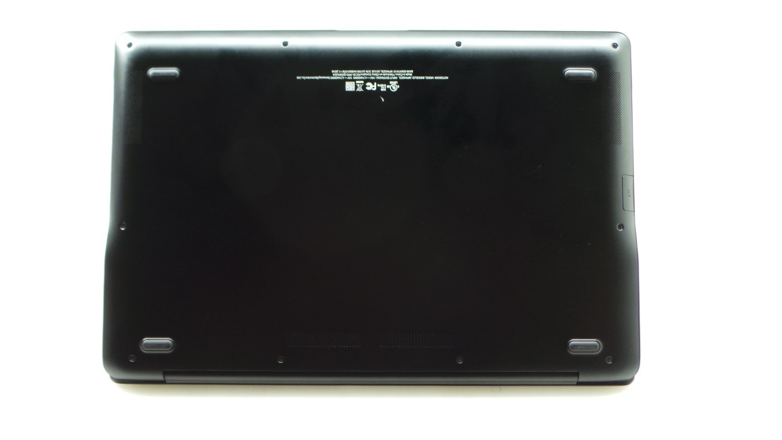 Samsung Notebook NP940Z5L | 15.6″ | i7-6700HQ | 8GB 256GB SSD | Touchscreen