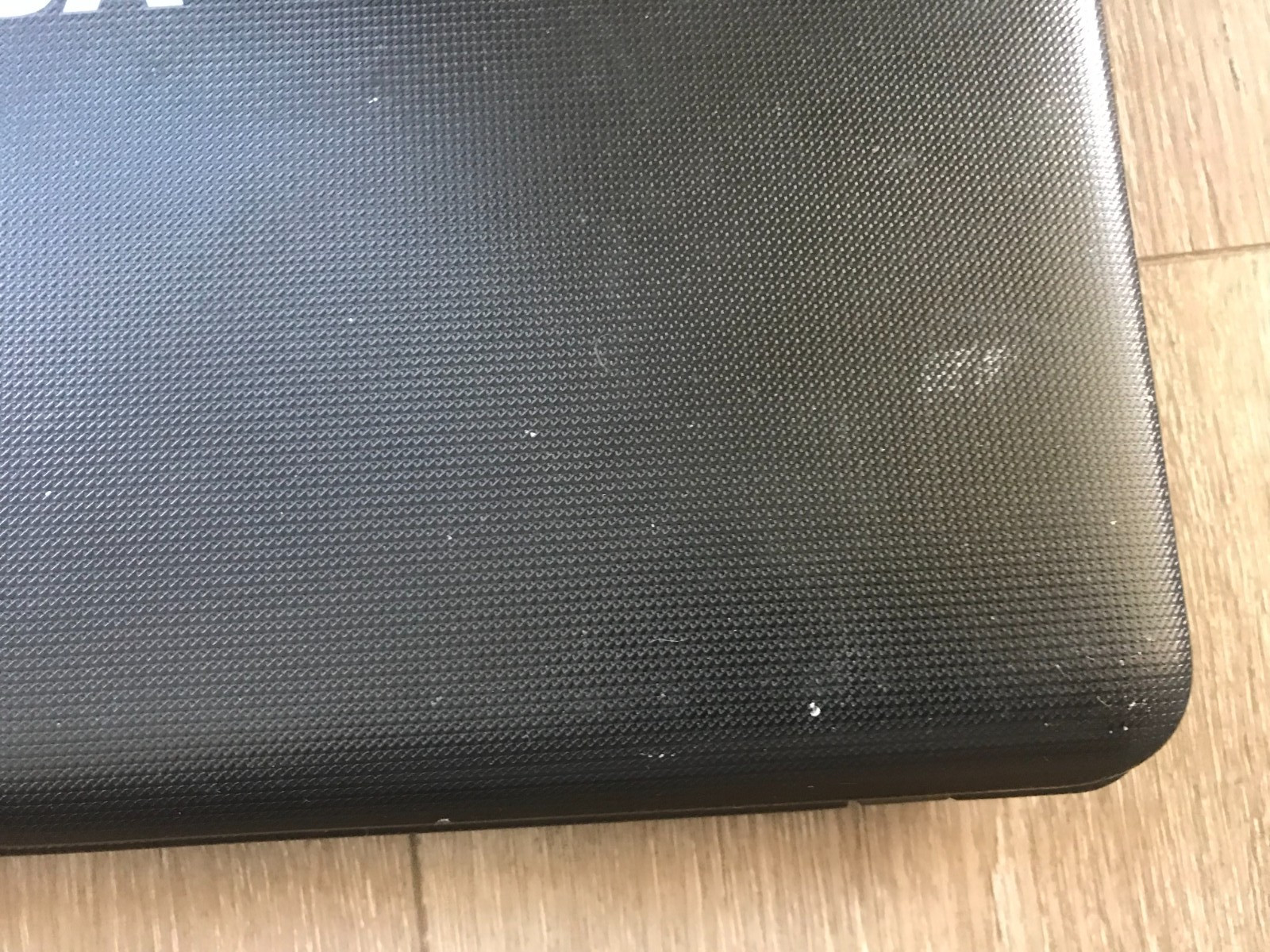 Toshiba Satellite C655-S5049 15.6″ Intel Celeron 900 2.20GHz 2GB RAM 250GB HDD