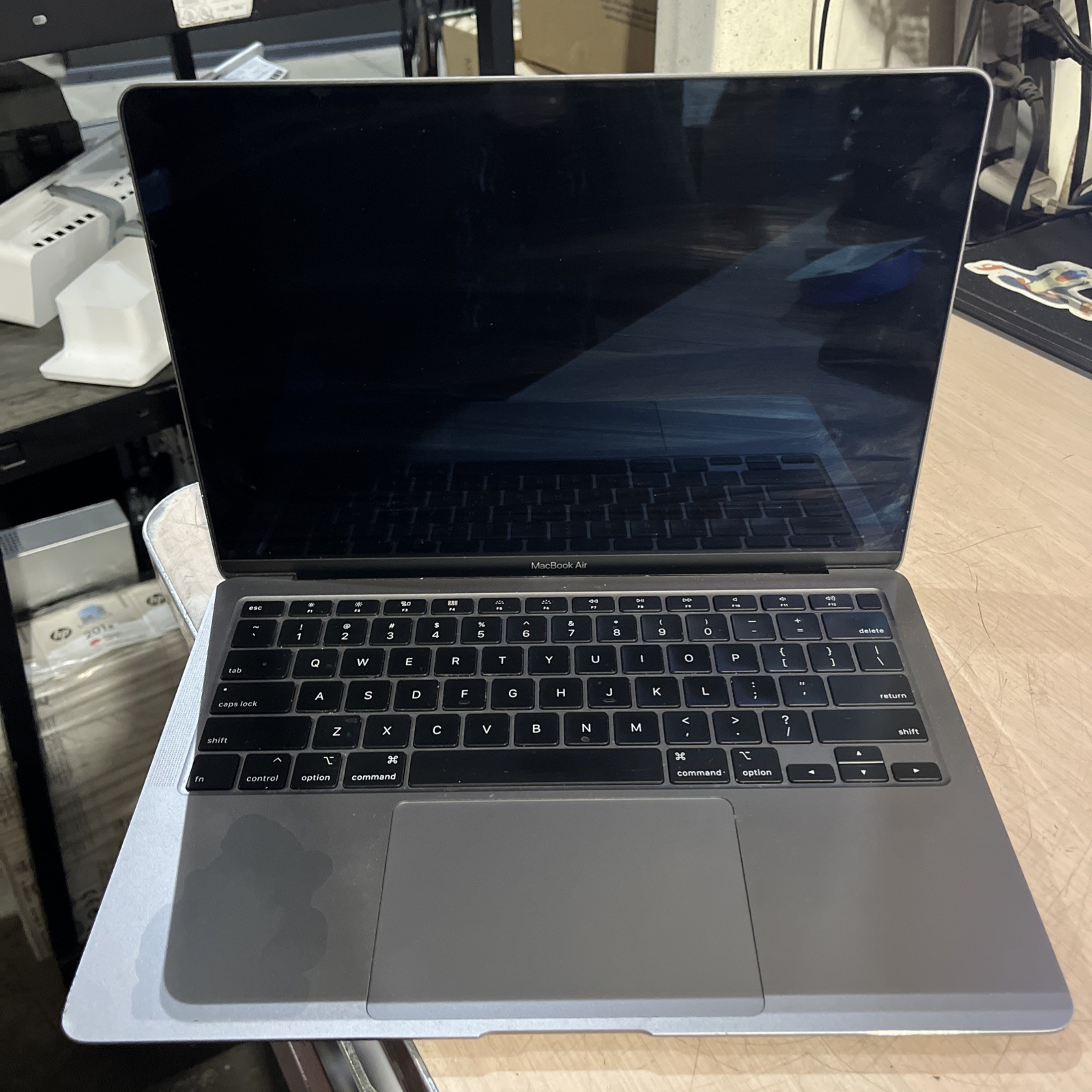 APPLE MACBOOK AIR 13″ SCISSOR, 2020 CORE I3-1000NG4 1.1GHZ 8GB RAM 256SSD