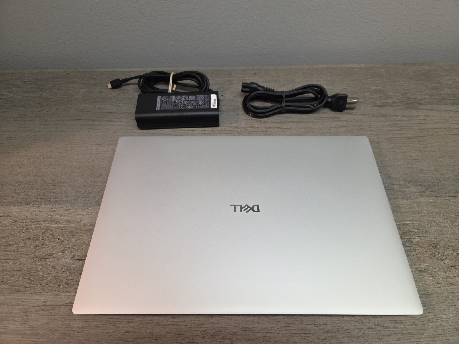 Dell Premium DA14250 14″ XPS14 3.2K 120Hz Touch OLED Core Ultra 7 255H 32GB 1TB
