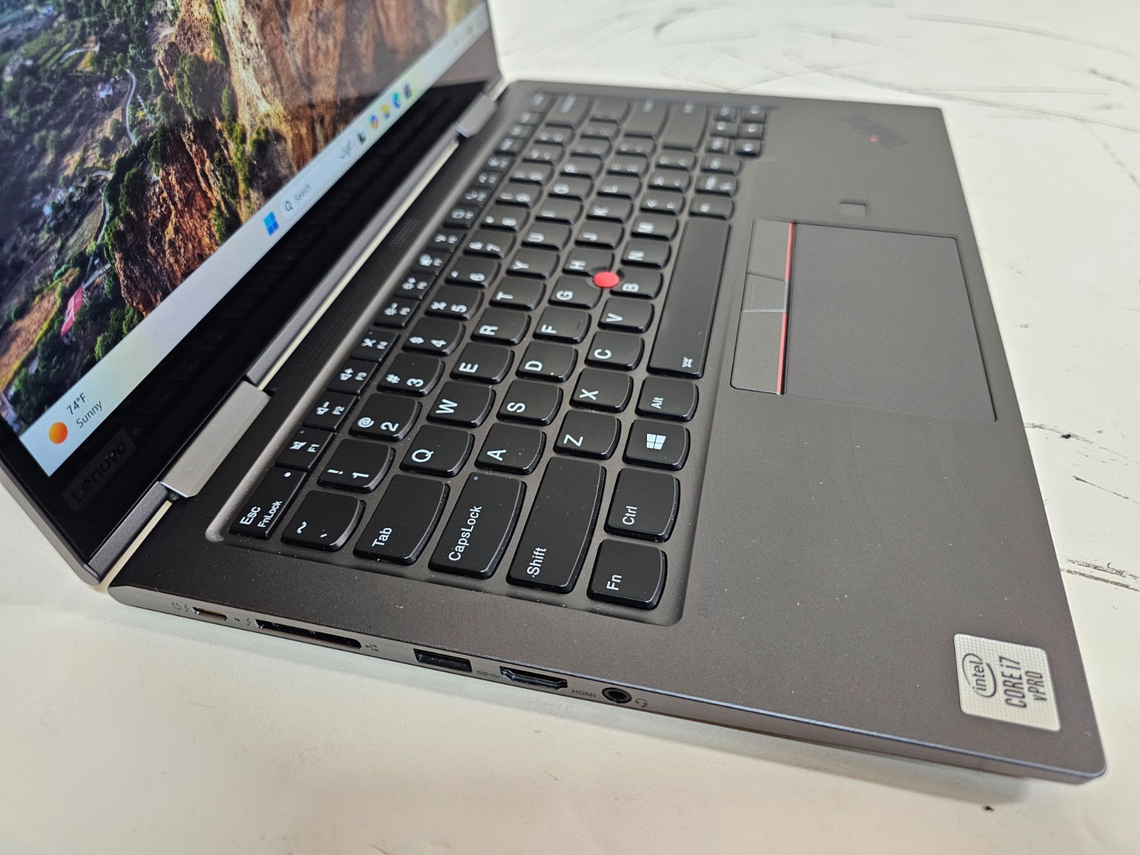 Lenovo ThinkPad X1 Yoga Gen 5 Laptop – i7-10610U 16GB 512GB -Touch-2560 x 1440