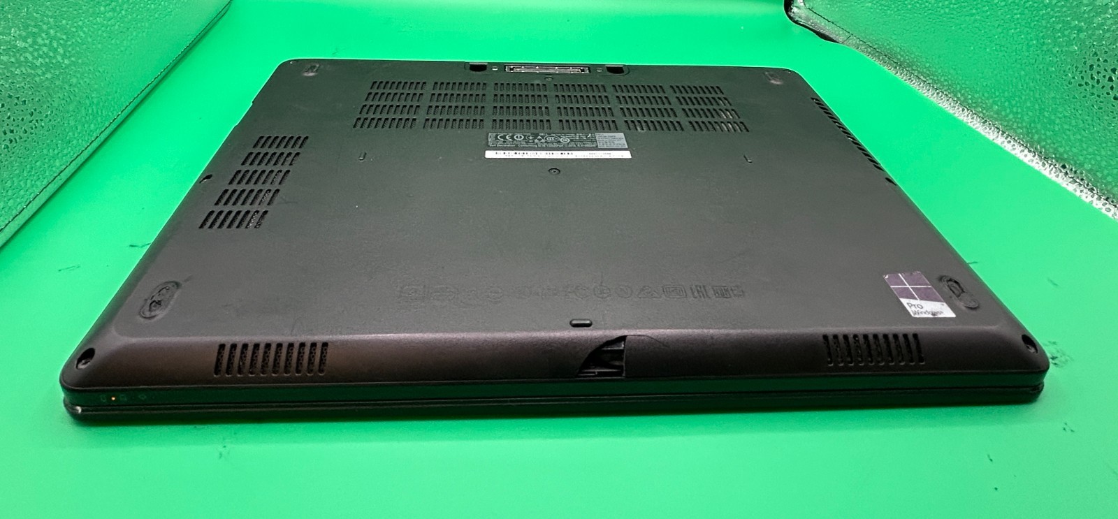 Dell Latitude E5470 14″ Laptop Intel i7-6820HQ 2.70GHz 16 GB RAM Without Storage