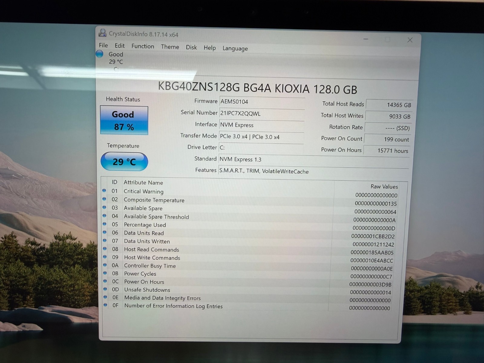 Microsoft Surface Pro 8 i5-1135G7 8GB 128GB SSD Win11 Reset Read