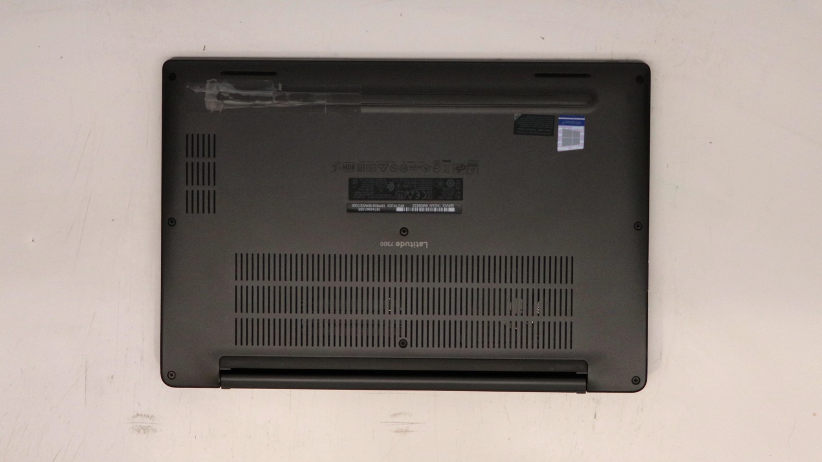 Dell Latitude 7300 13″ i7-8665u 16GB 512GB – Good