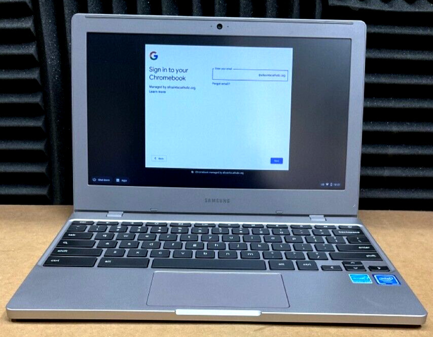 Samsung Chromebook 4 N4020 4GB 32GB 11.6W Satin Gray XE310XBA-KA1US ~ Read