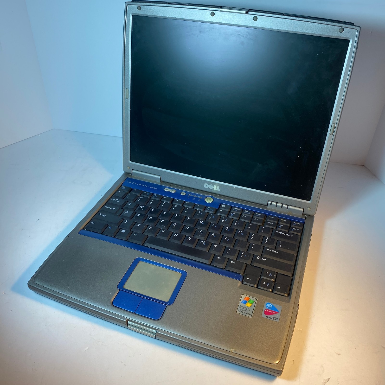 Dell Latitude D600 PP05L Laptop for Parts or Repair UNTESTED