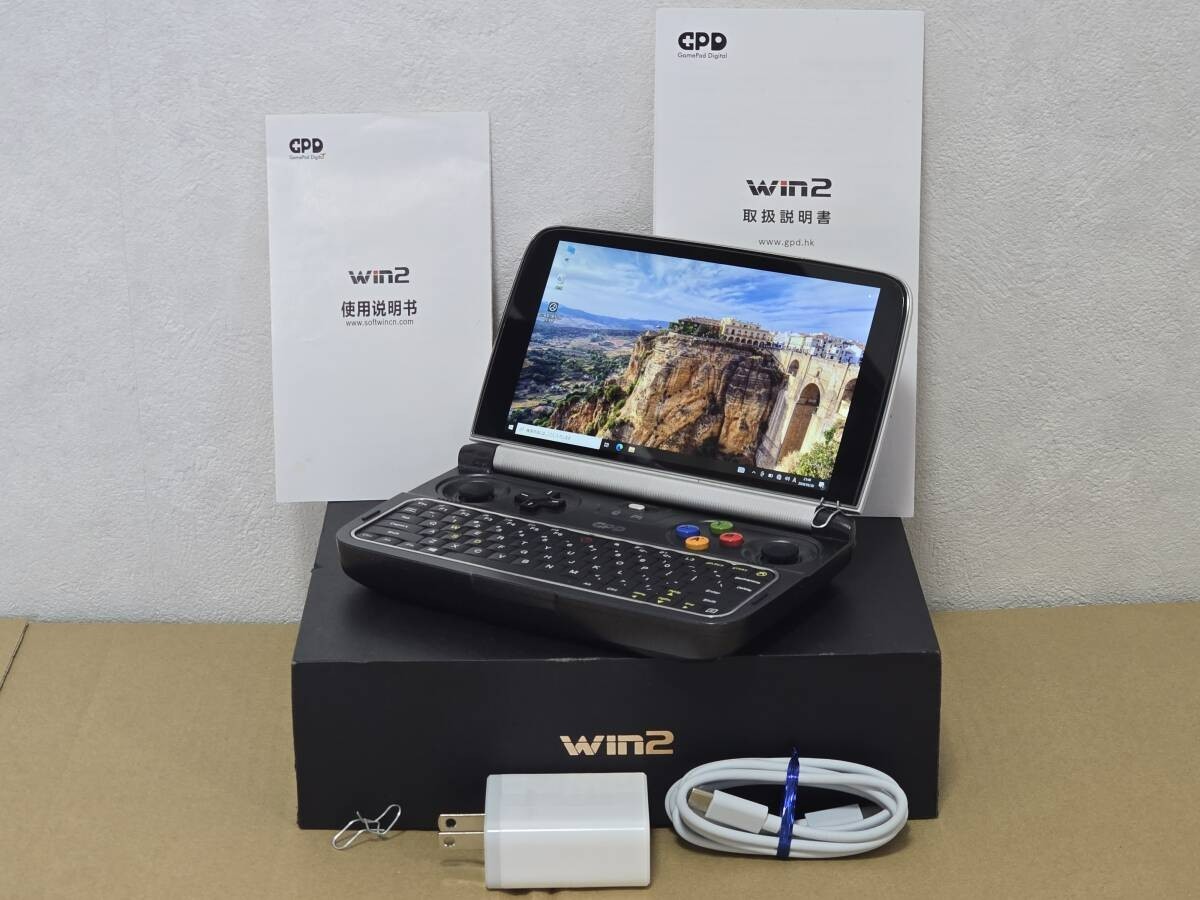 GPD Win2 Win 2 Intel Core M3-7y30 Windows 10 Home RAM 8GB SSD 256GB Japan