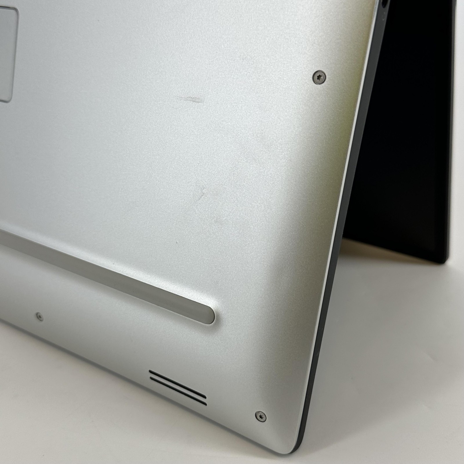 Dell XPS 15 7590 4K i7-9750H 2.60GHz 32GB 1TB SSD NVIDIA GTX 1650 Very Good
