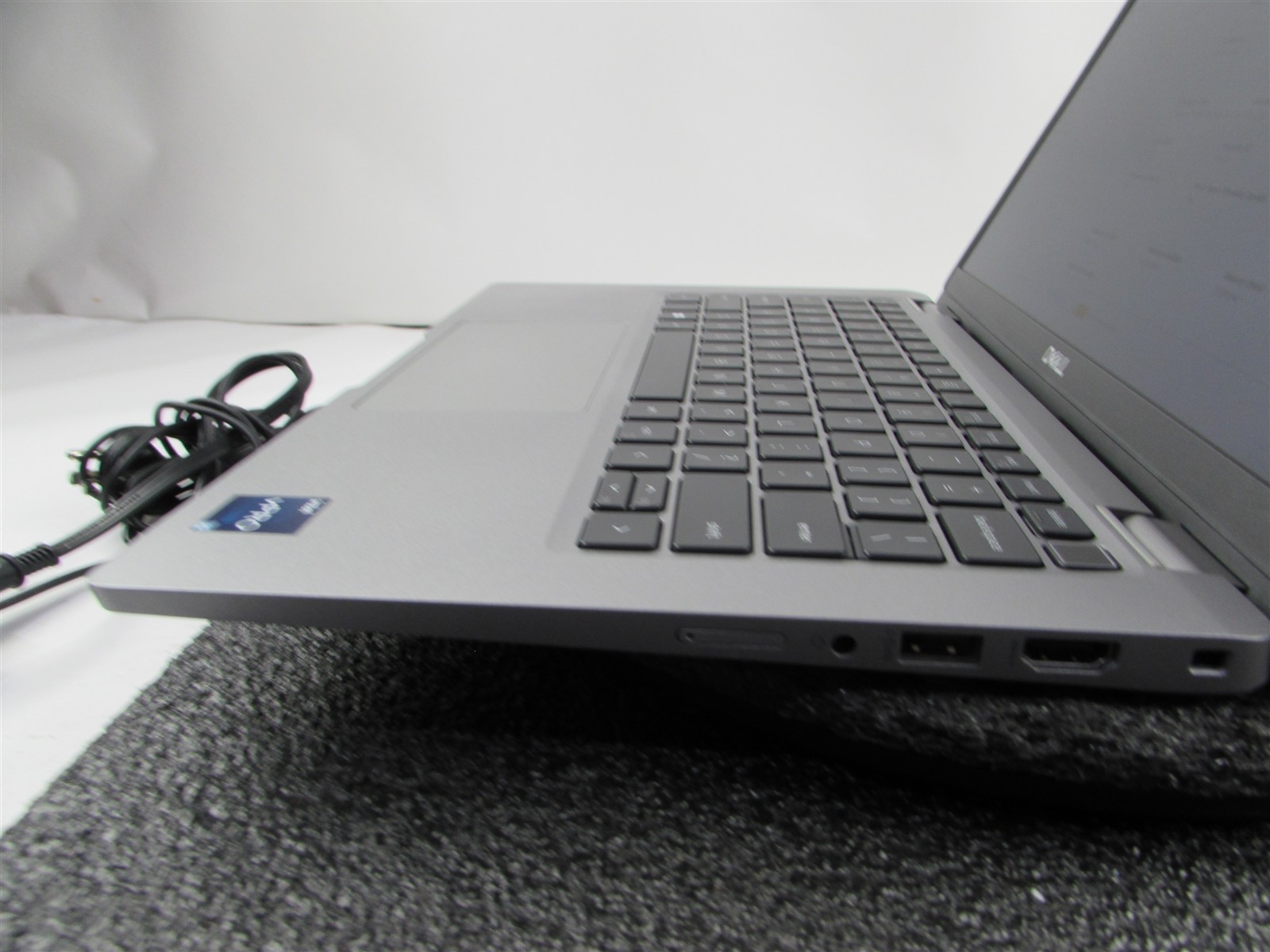 DELL LATITUDE 5330 FHD TOUCHSCREEN I5-1245U 10 CORE 512GB SSD 16GB RAM NO O.S
