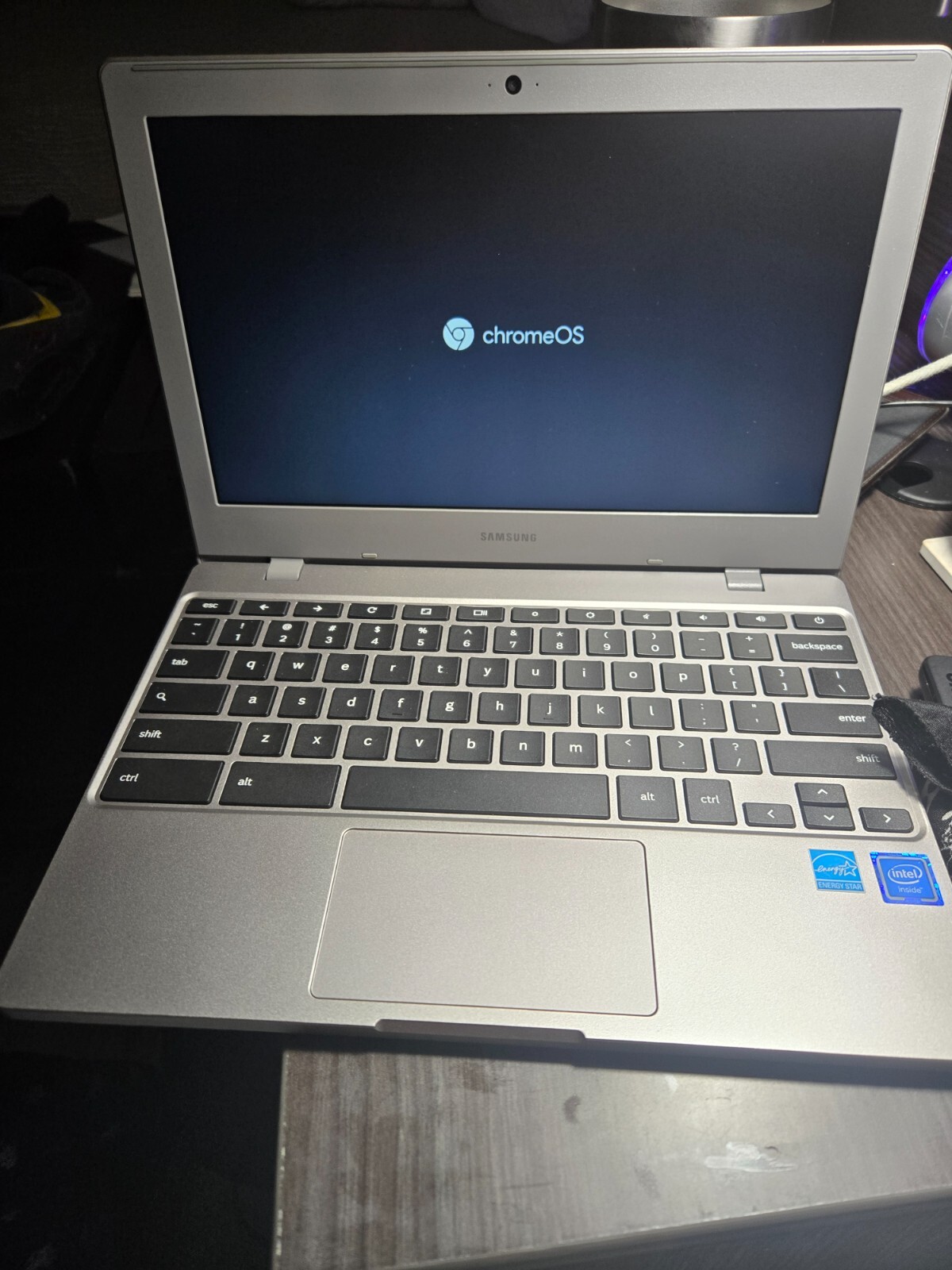 Samsung Chromebook 4, 11.6” HD LED Laptop, Intel Celeron N4020 CPU, UHD 600 GPU