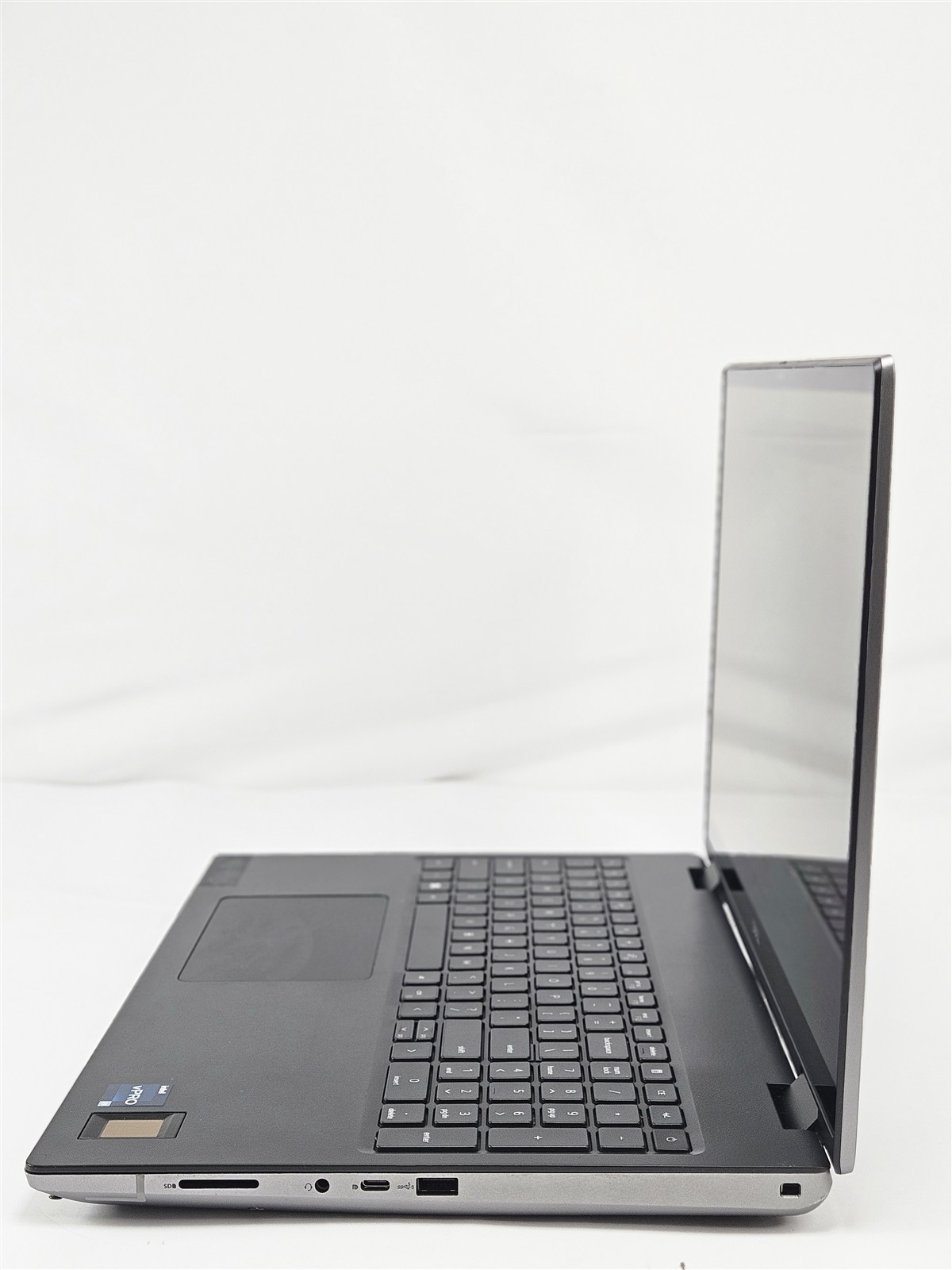 Dell Precision 7670 i9-12950HX 32GB 1TB SSD RTX 3080 Ti 16″ 4K OLED Touch Laptop