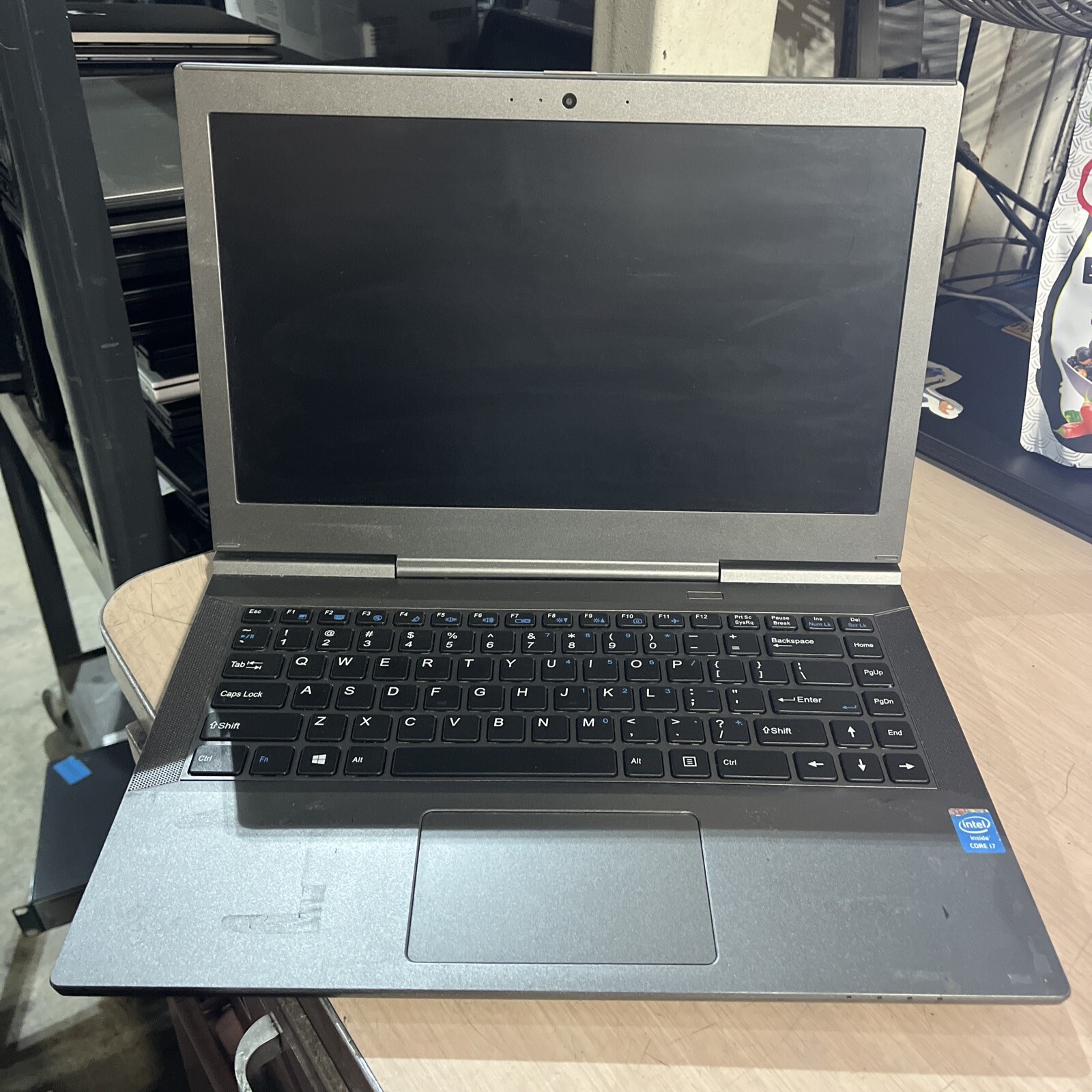 NOTEBOOK COMPUTER W740SU INTEL CORE I7 4GB RAM NO HD