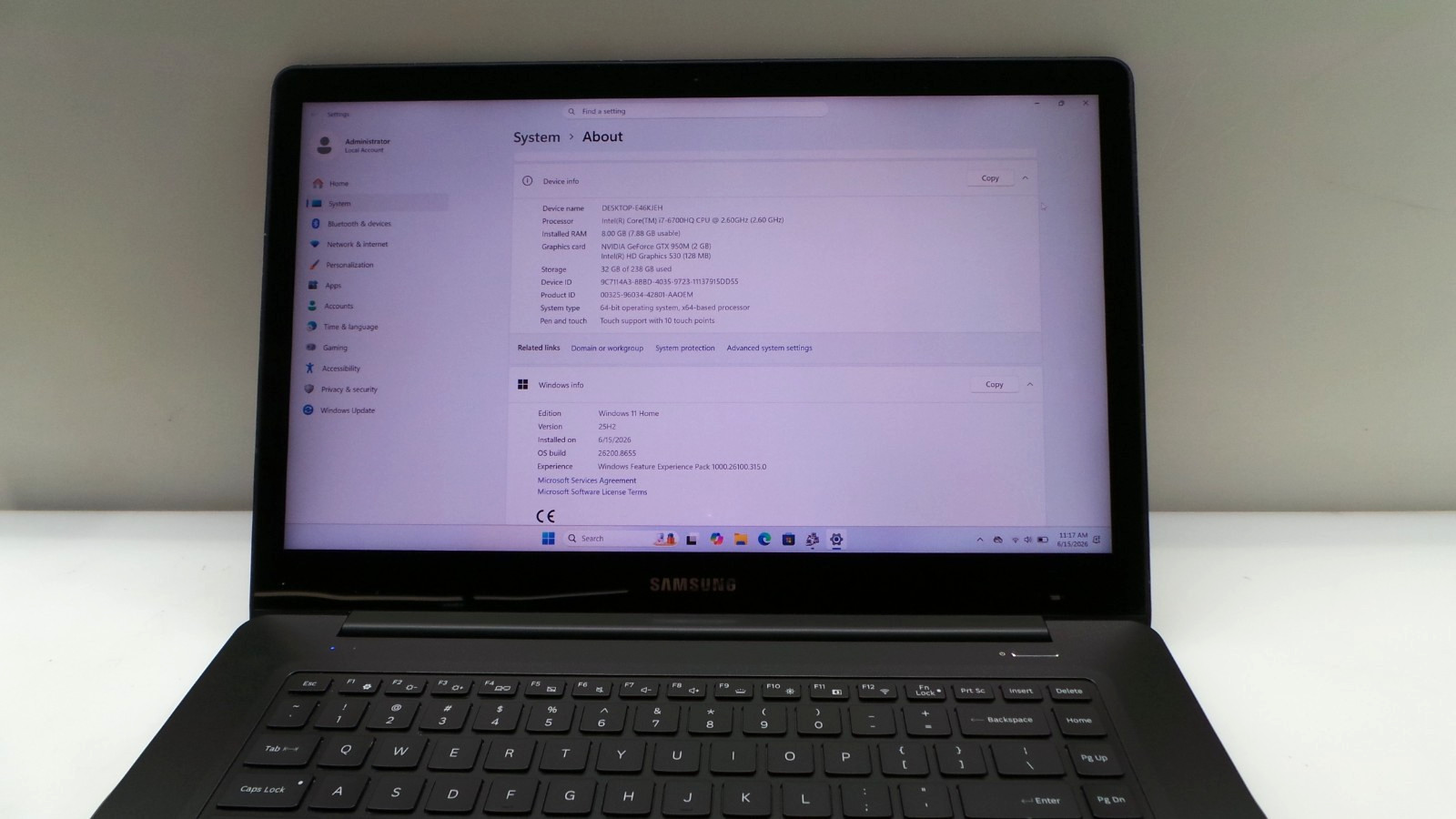 Samsung Notebook NP940Z5L | 15.6″ Touchscreen | i7-6700HQ | 8GB 256GB SSD | W11P