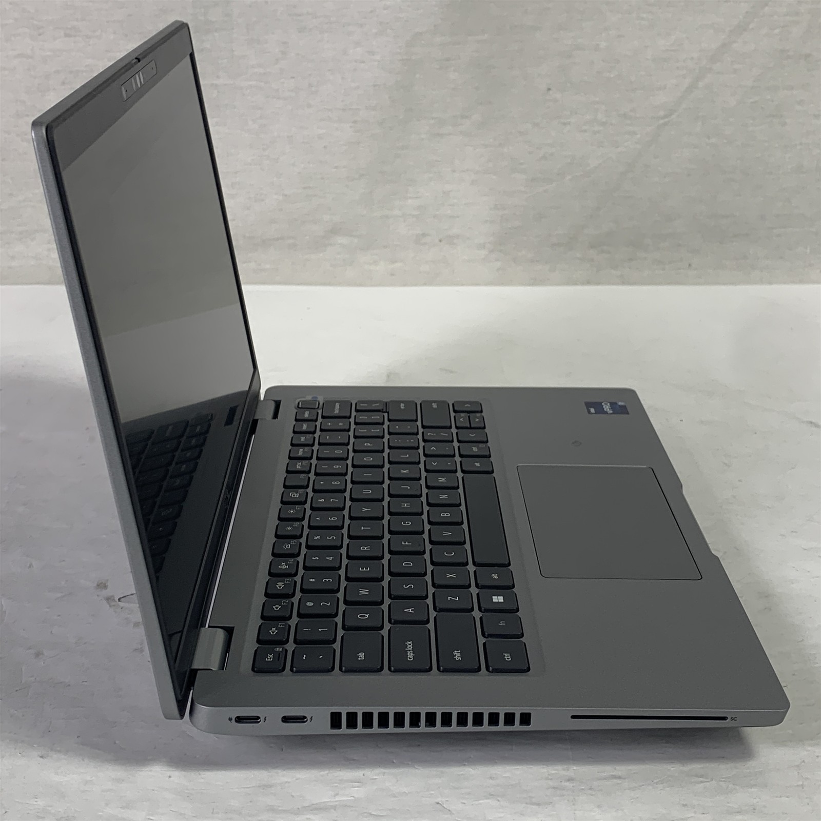 Dell Latitude 5430 14.0″ Laptop i7-1265U 3.6GHz 16GB 512GB NVMe SSD – NO OS