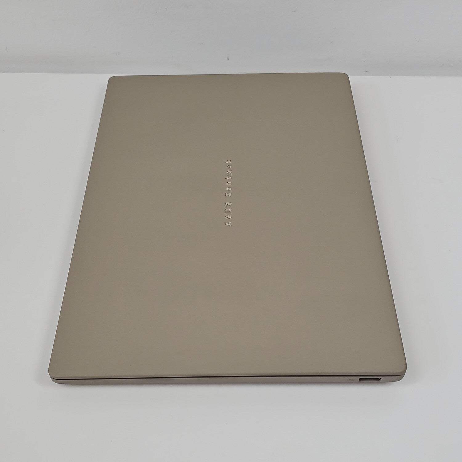 Asus Zenbook A 14 UX3407Q 14″ Snapdragon X Plus 3.2GHz 16GB RAM 512GB SSD