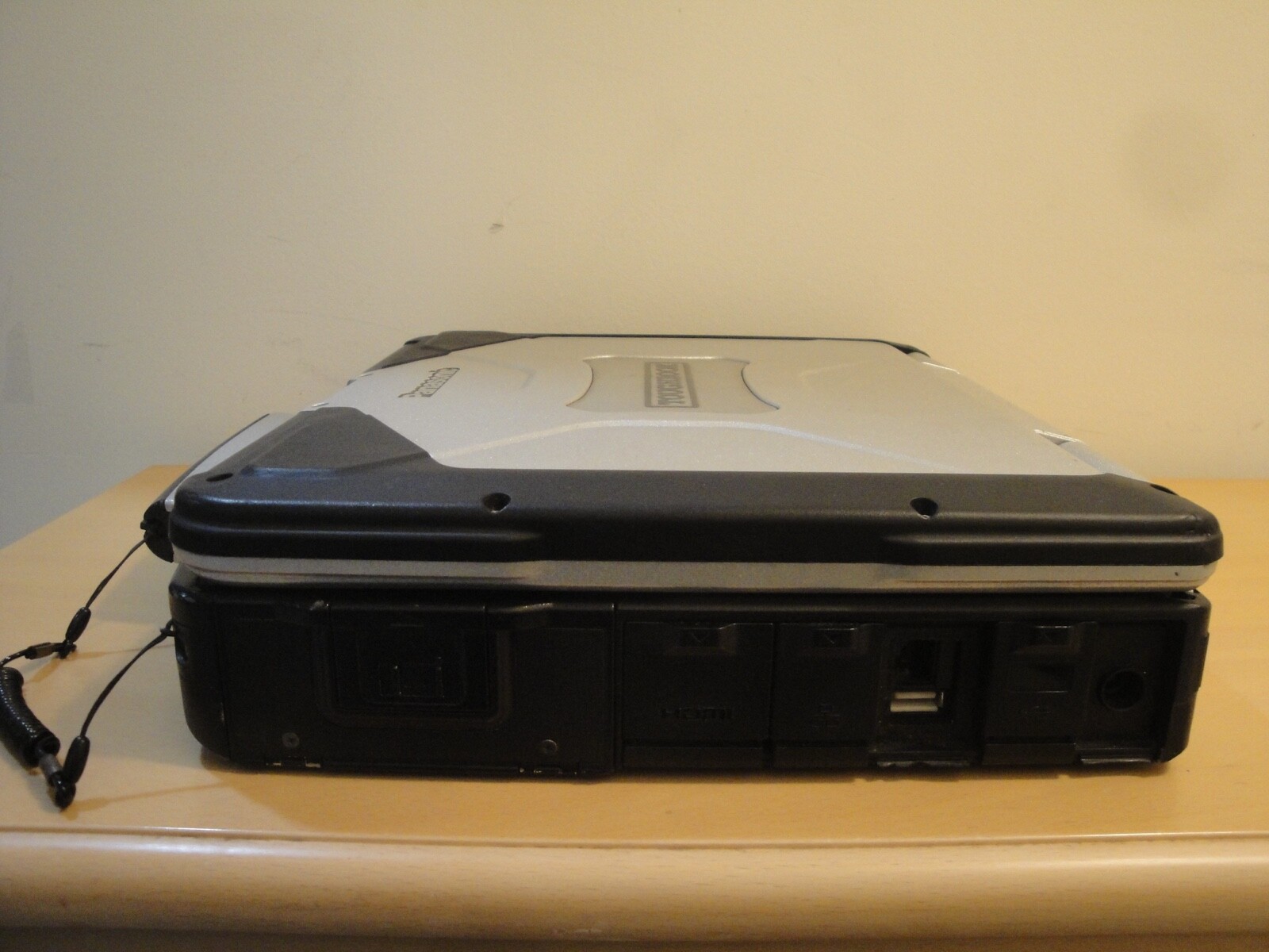 Panasonic Toughbook CF-31 i7 2.8 8GB 256gb SSD TOUCH ATI GPS WIN10 Excellent