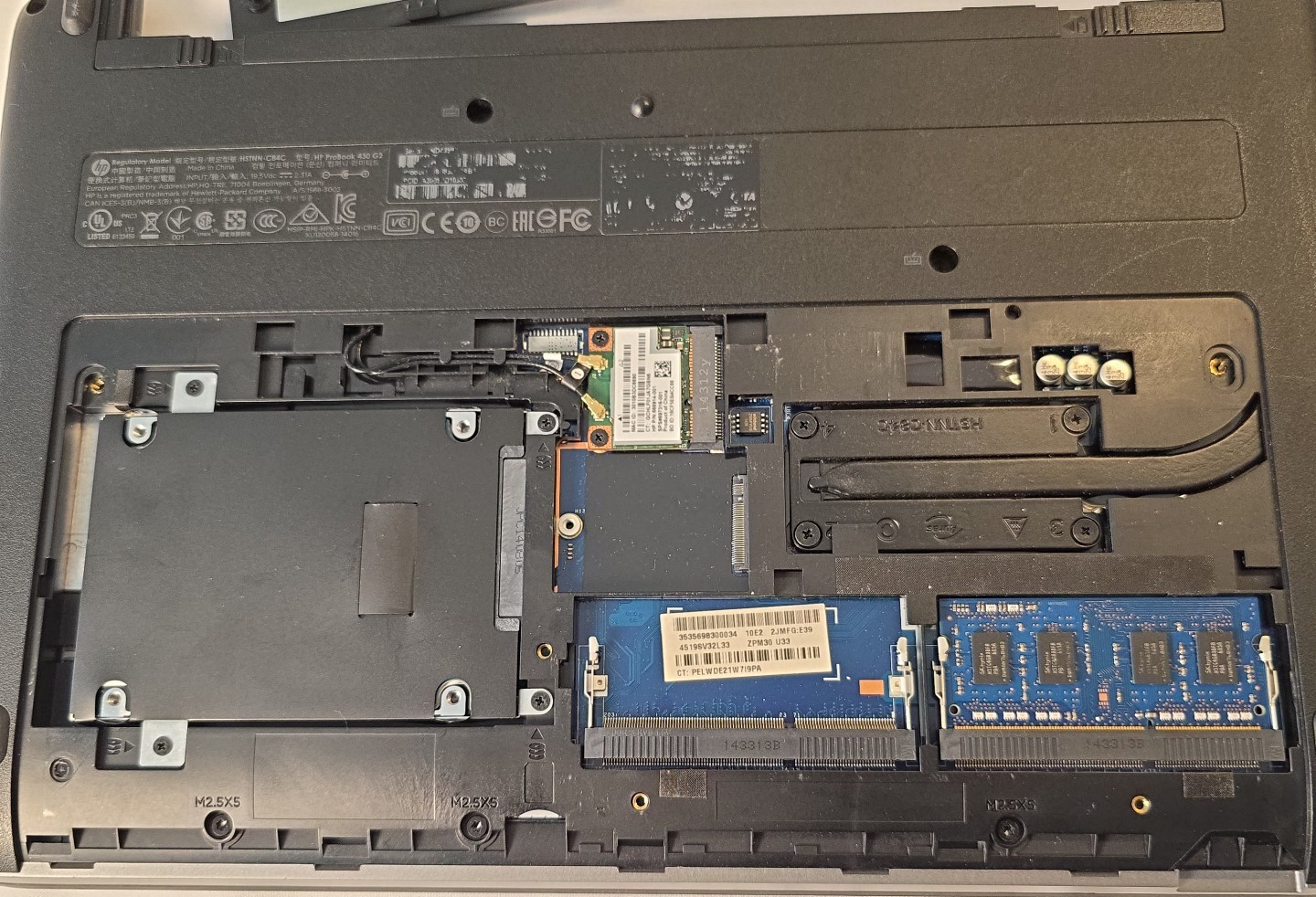 HP Probook 430 G2 i3-4005U 1.70GHz 4Gb RAM 500Gb SATA HDD w/power adapter DVDs