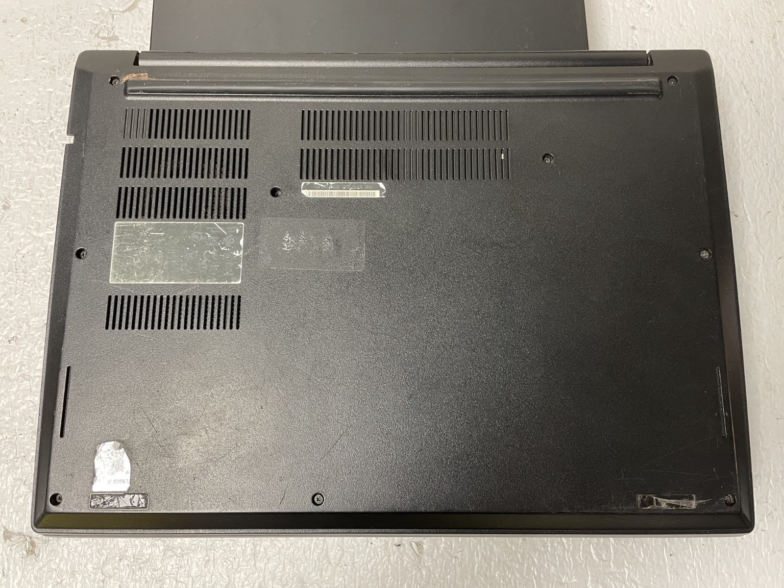 Lot of 5 Lenovo ThinkPad E495 14″ Ryzen 5 3500U @2.10GHz 8GB RAM NO SSD Parts