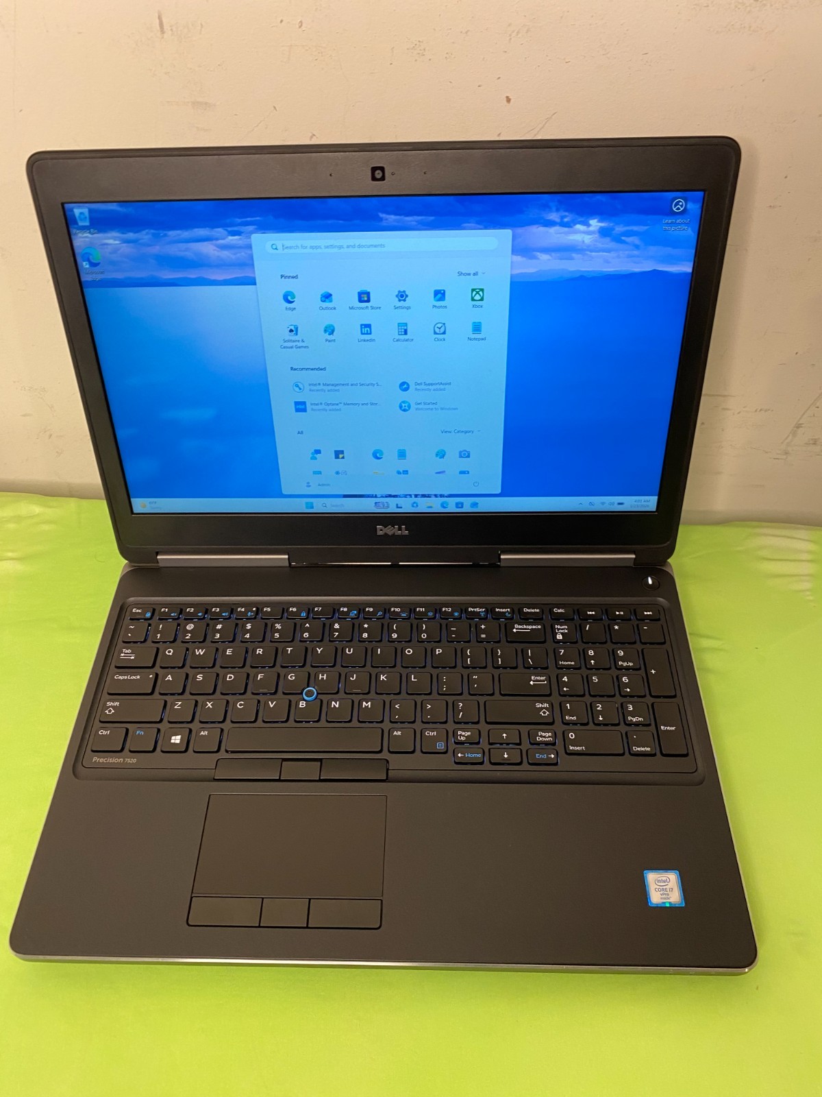 DELL PRECISION 7520 i7-6820HQ 2.70GHz 20GB RAM 256GB SSD QUADRO M2200 WIN 11 PRO