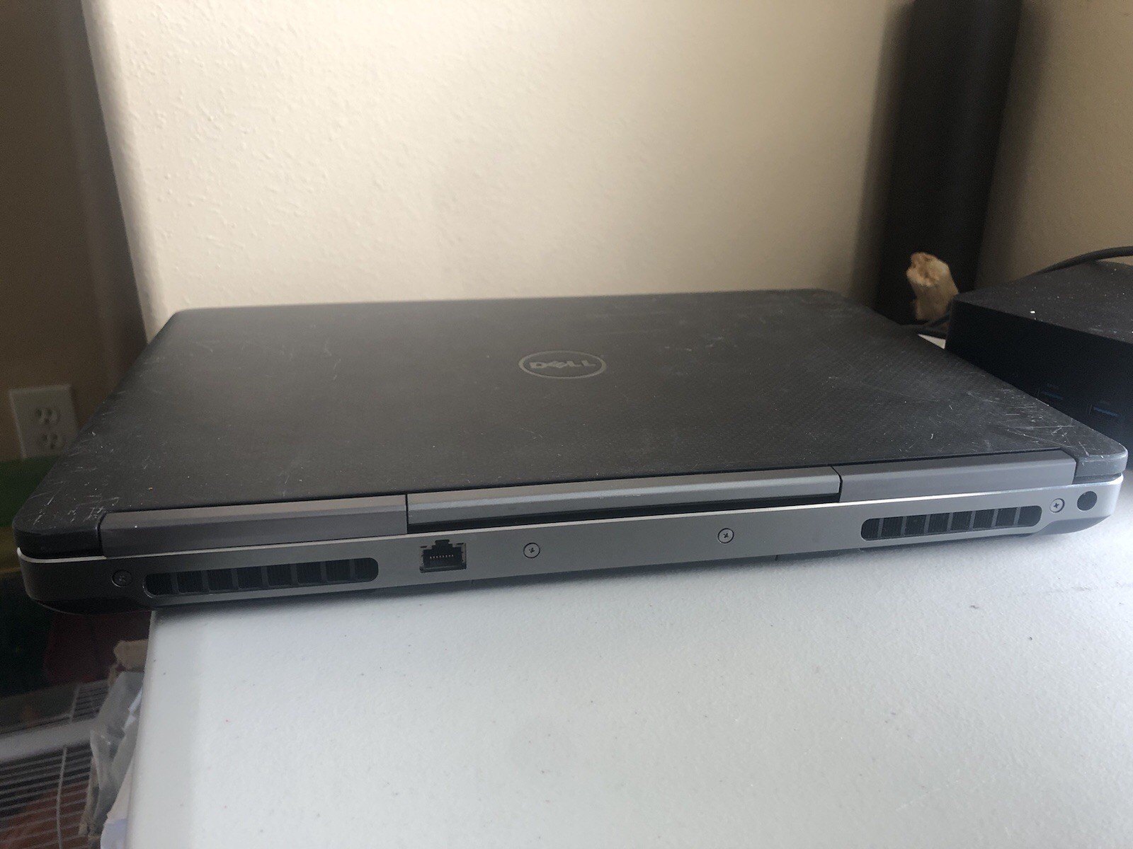 Dell Precision 7520 Workstation 15.6″ Core i7-7820HQ 2.90GHz 32GB Ram 1TB HDD