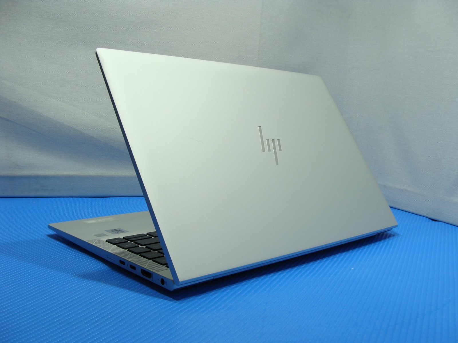 HP EliteBook 840 G7 14″FHD core i7-10610U 1.8GHz 8GB RAM 256GB SSD Win 11 Pro