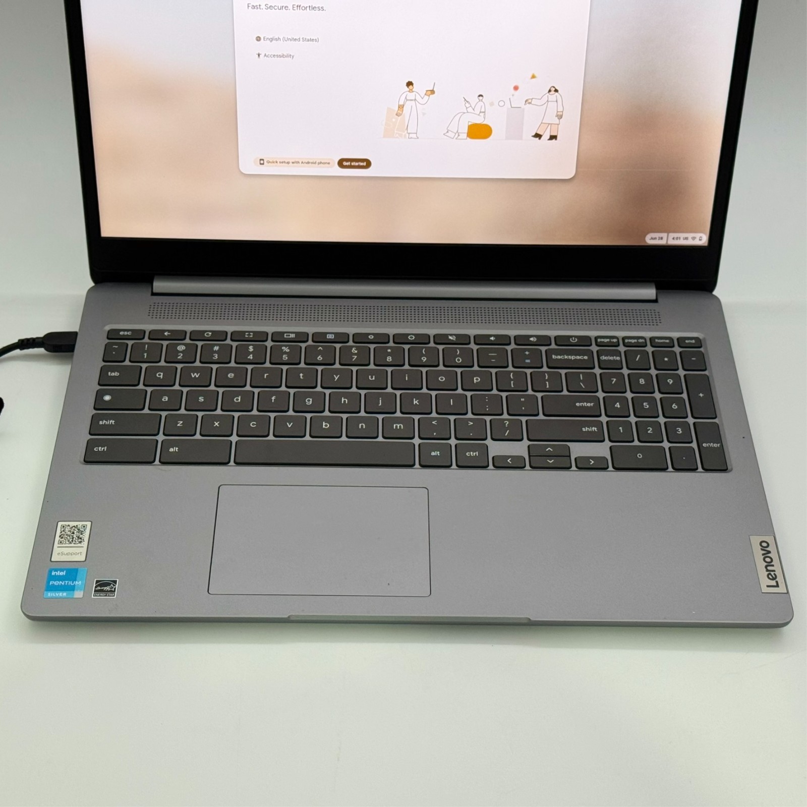 Lenovo IdeaPad 3 Chrome Laptop 15.6″ Full HD Touch Intel N6000 8GB RAM 128GB SSD