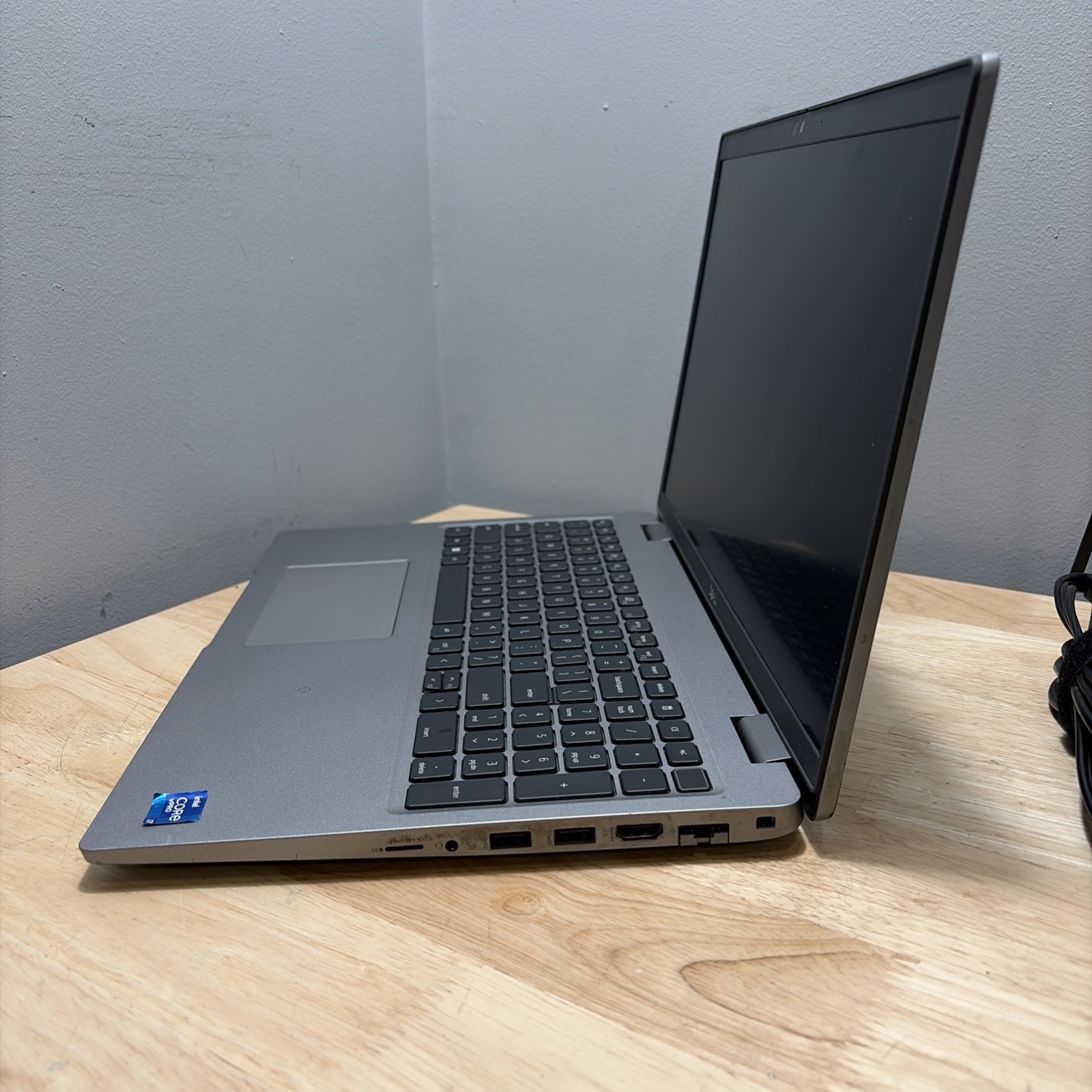 Dell Latitude 5520 Core i5-1135G7 2.40GHz, 16GB, 256GB SSD WebCam, WiFi W11 Cord