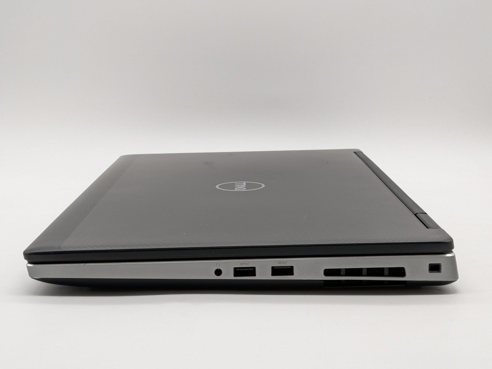Dell Precision 7530 15″ FHD I9-8950HK 512GB SSD 32GB W11 Quadro P1000 Backlit