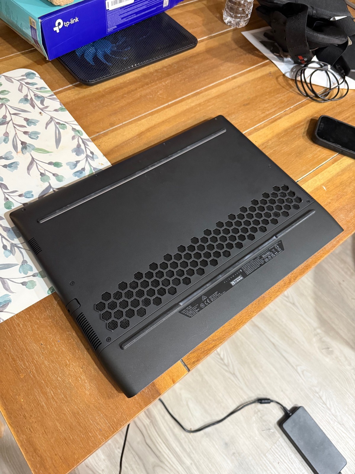 Alienware M17 R5 17.3” (1TB SSD. AMD Ryzen 9 6900HX, 4.9GHz 16GB RAM) Gaming.