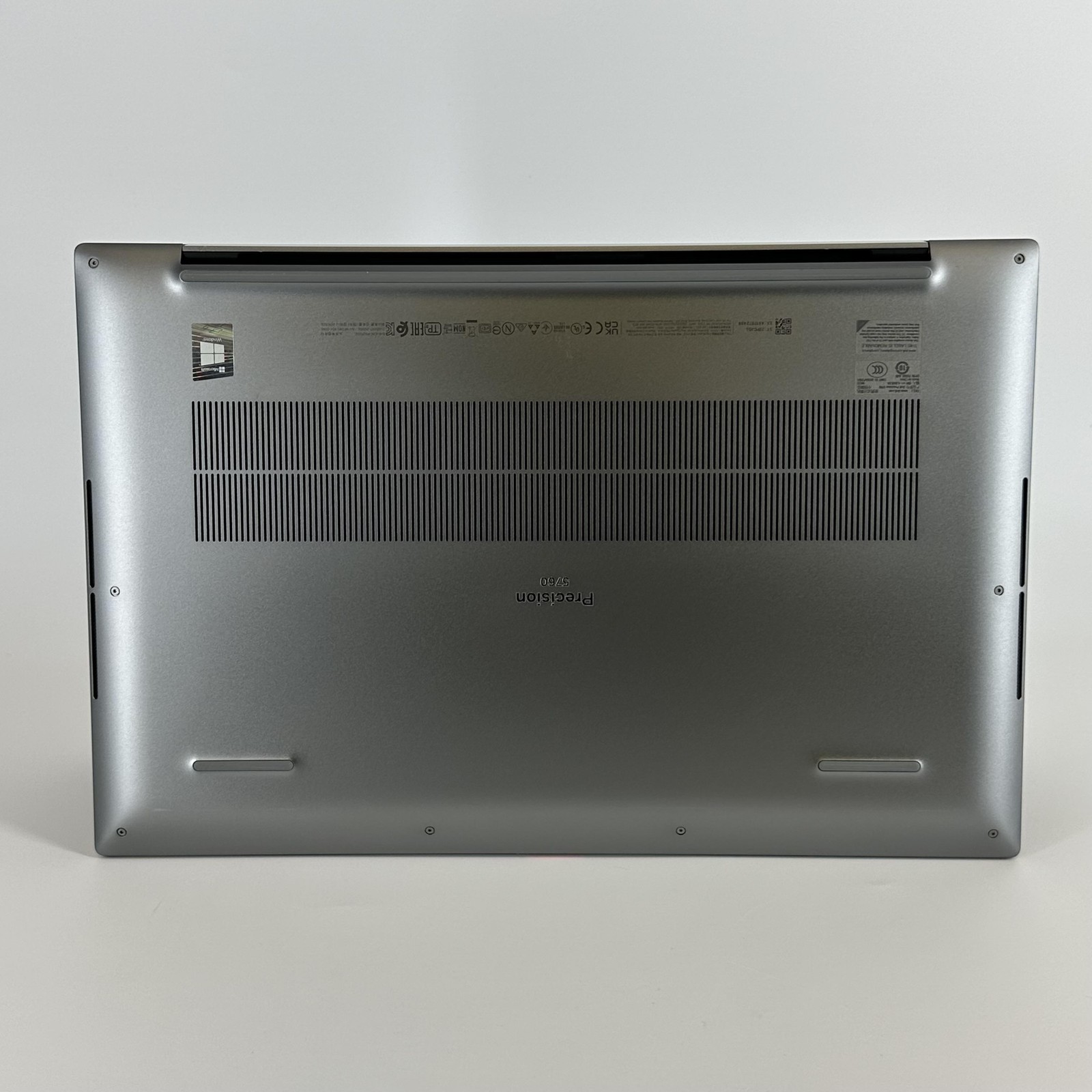 Dell Precision 5760 17 UHD+ TOUCH Xeon W-11955M 2.60GHz 64GB 2TB/512GB RTX A3000
