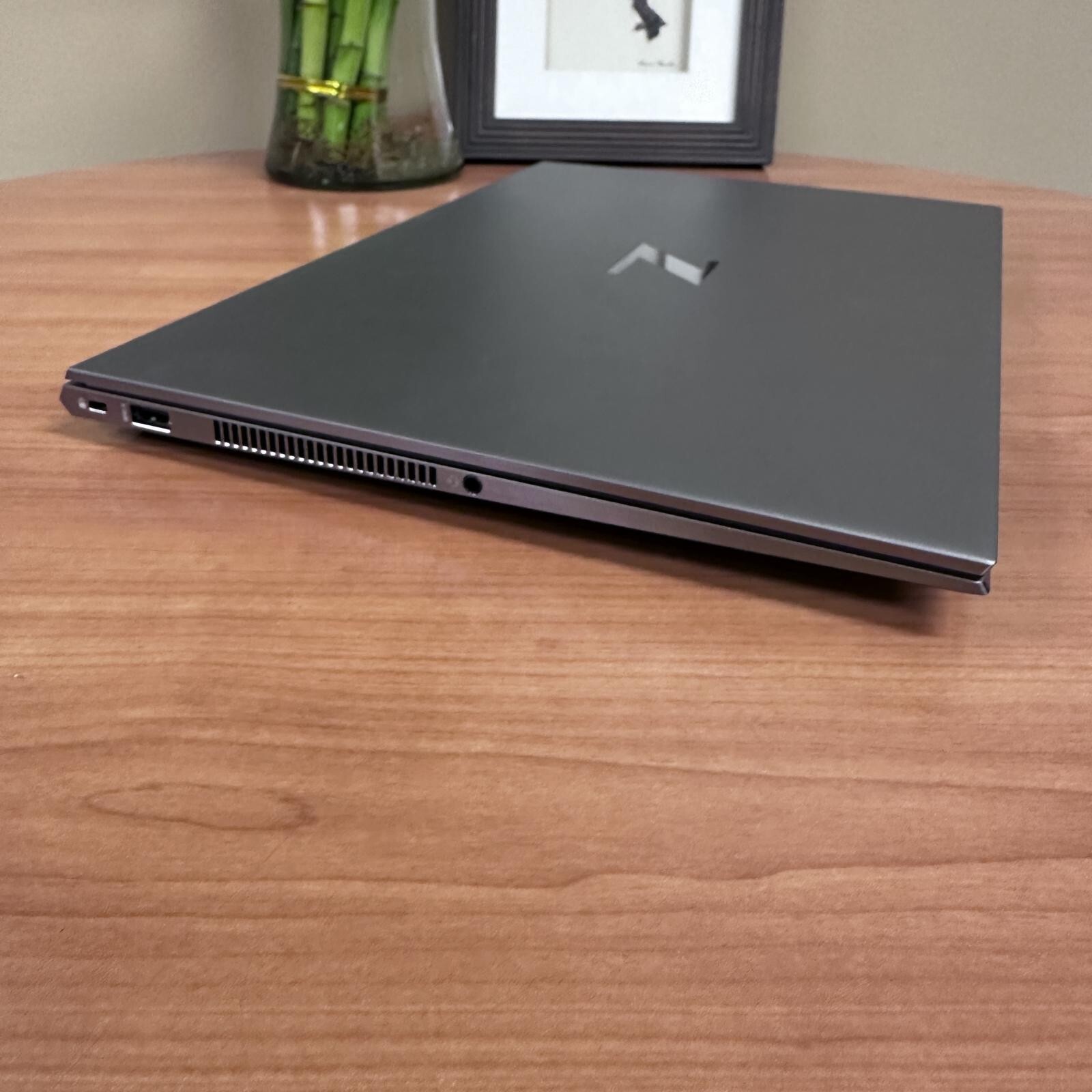 HP ZBook Studio 15.6″ G8 Mobile Workstation, i7-11850H, 32GB, 1TB, NVIDIA T1200