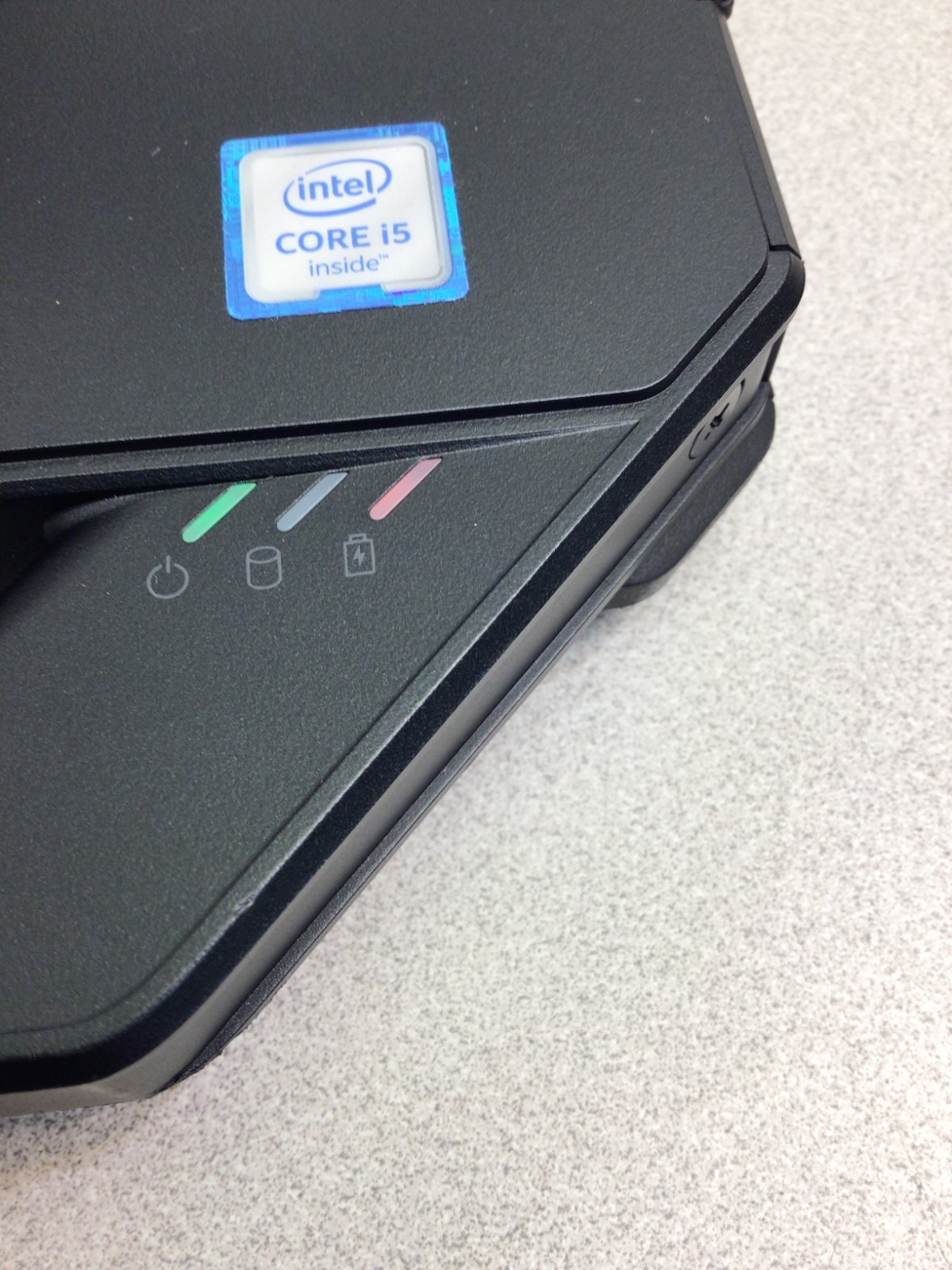 Dell Latitude 5414 14″ 256GB SSD Core i5-6300U, 2.40GHz, 8GB !!BAD BATTERY!!