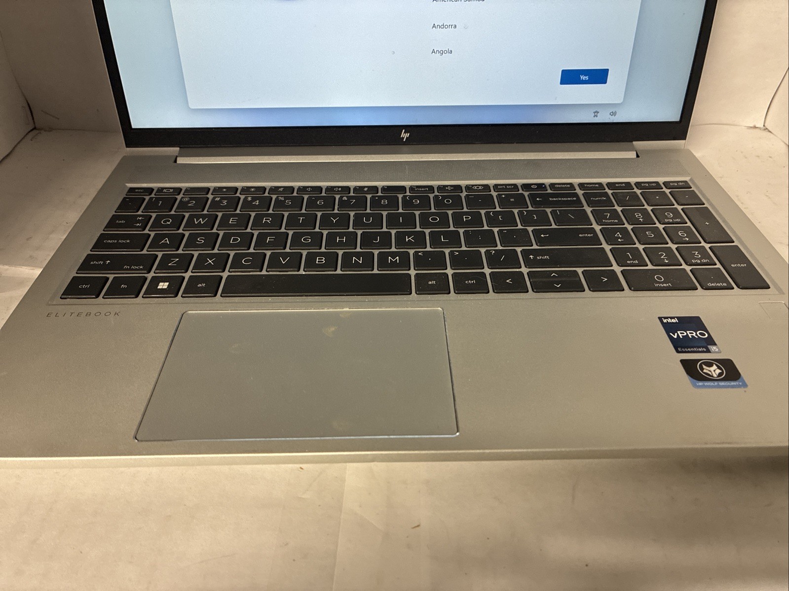 HP EliteBook 650 G10 15.6″ i5-13th Gen 16GB RAM 256GB SSD Win 11 – Charger used