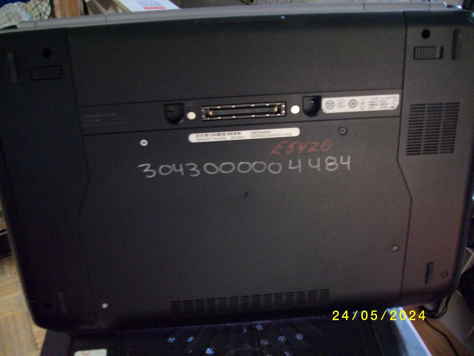Dell Latitude E5420 14 inch (160 GB, Intel Core i5 2nd Gen., 2.50 GHz, 4 GB)…