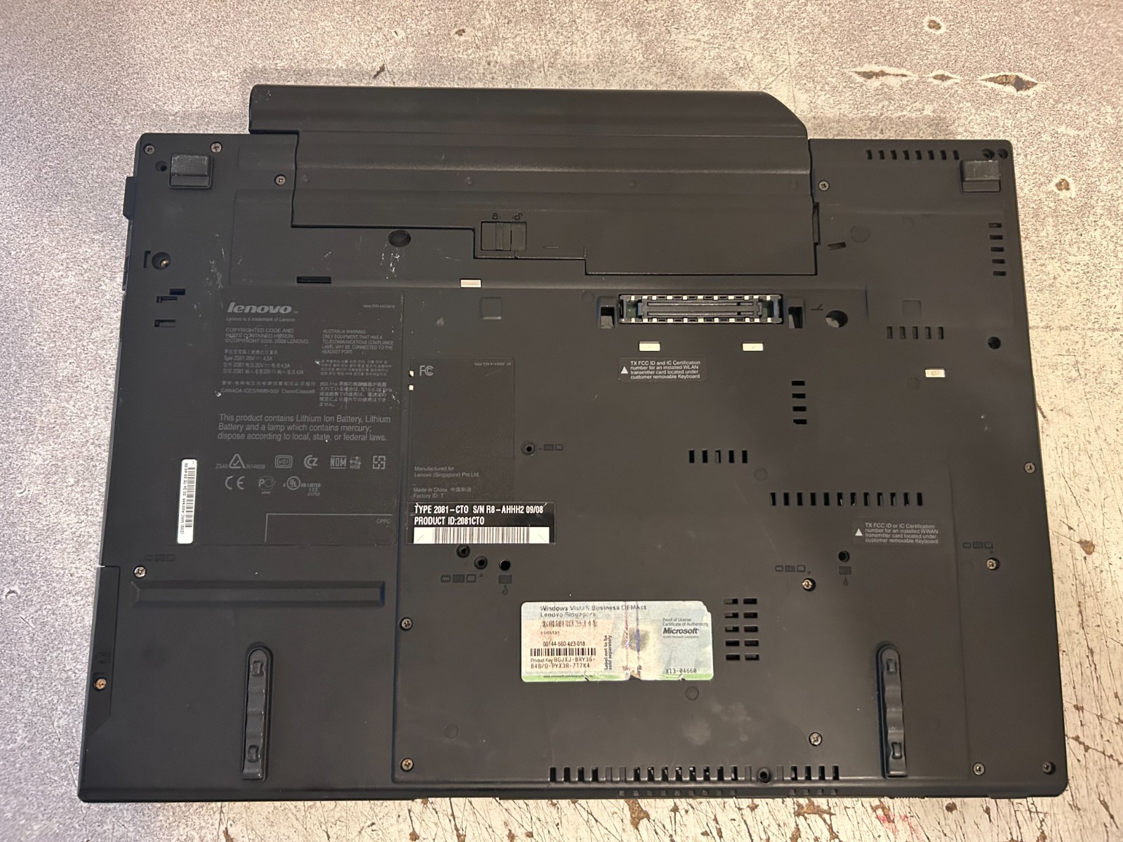 Lenovo ThinkPad T500 Core 2 Duo Laptop No HD No OS No AC Adapter As Is